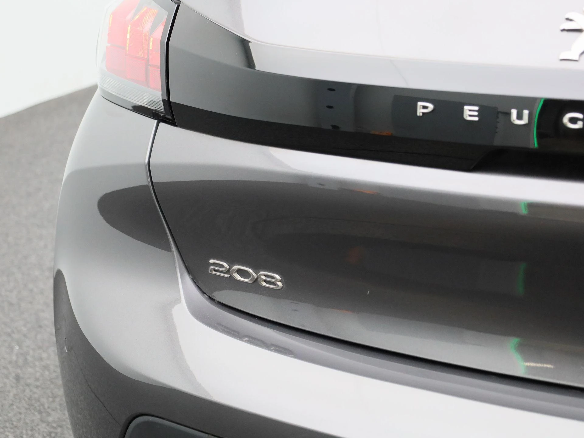 Peugeot-208-image-35