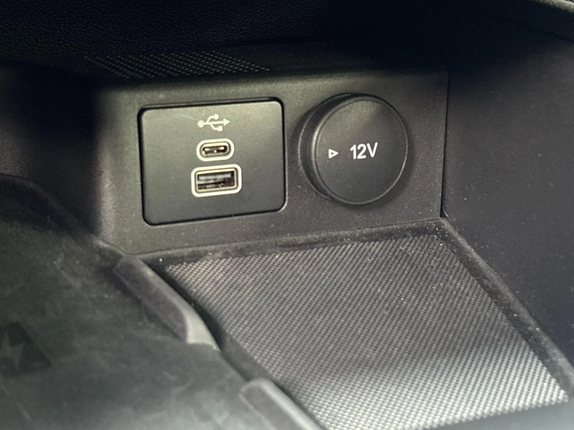 Ford-Kuga-image-29