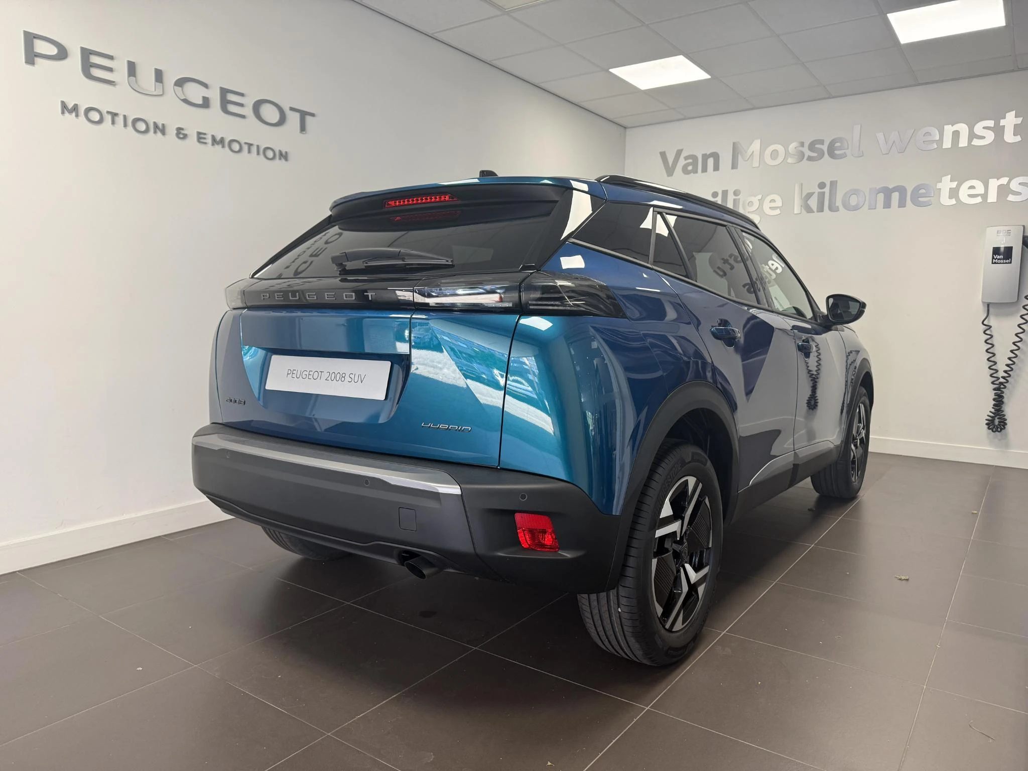 Peugeot 2008 1.2 Hybrid 110 Allure