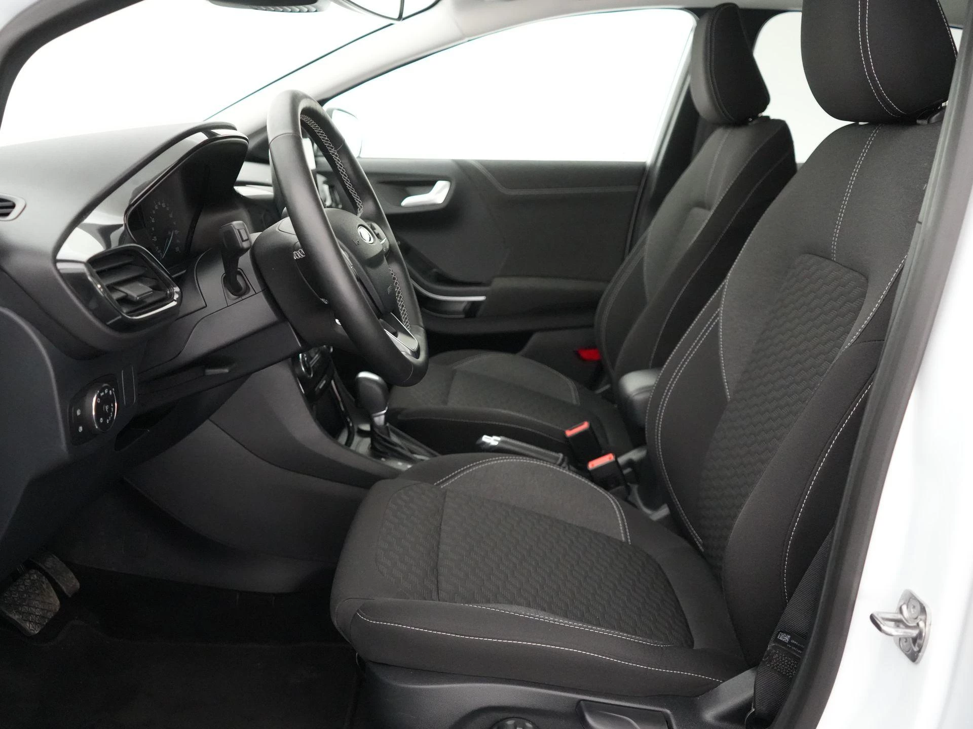Ford Puma 1.0i Ecoboost MHEV 92kW Aut. Titanium