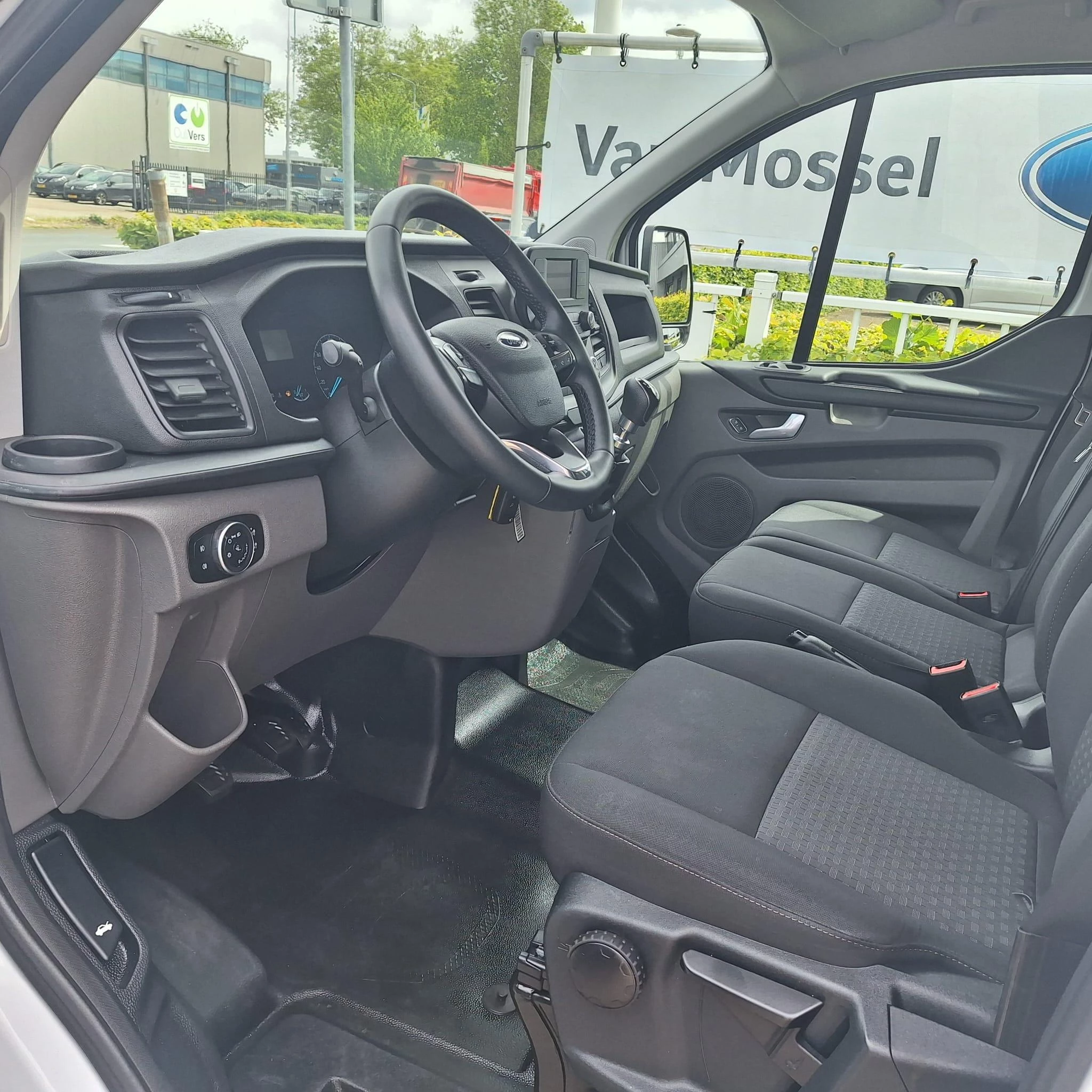 Ford Transit Custom 300 2.0 TDCI L2H1 Trend