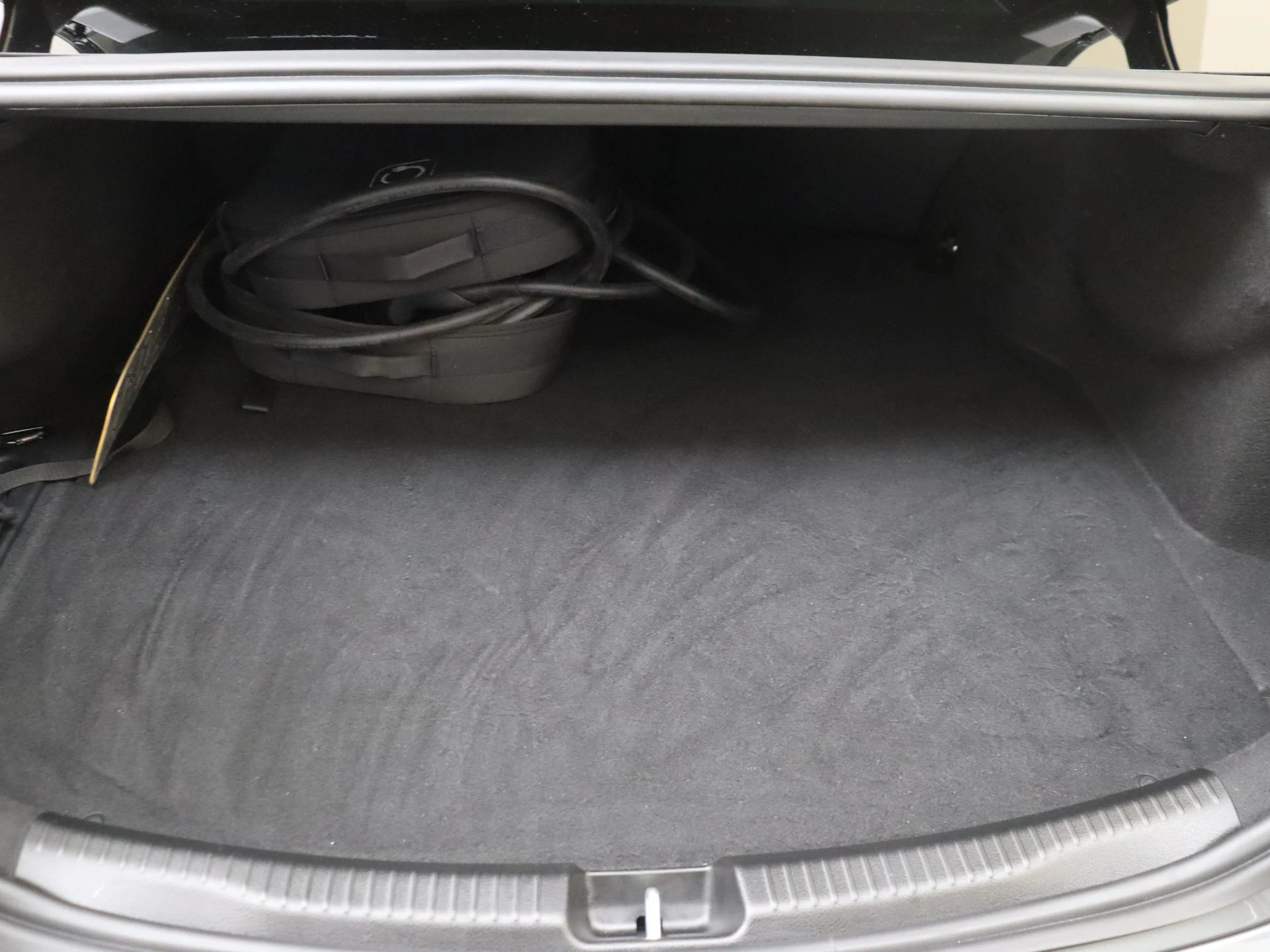 Mercedes-Benz C-Klasse 300 e Business Solution AMG