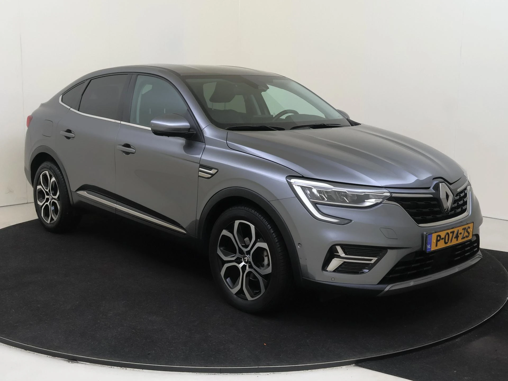 Renault-Arkana-image-1