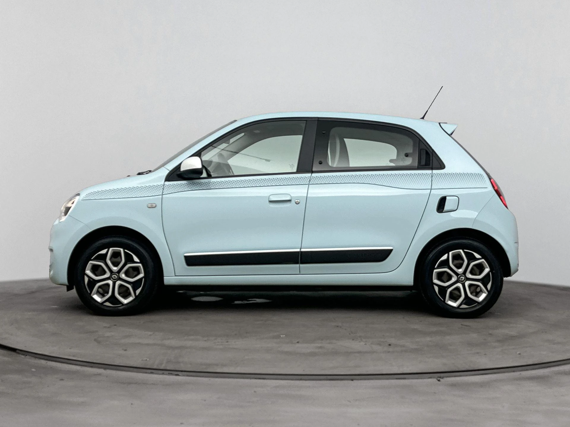 Renault-Twingo-image-1