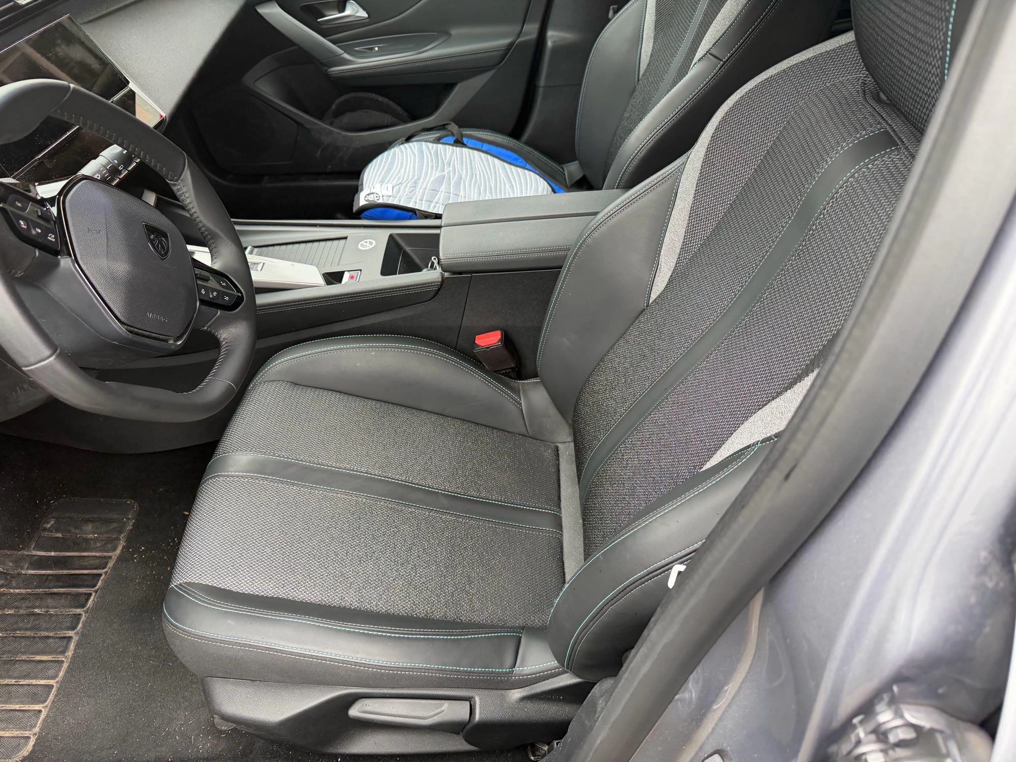 Peugeot 308 1.2 PureTech 130 S&S EAT8 Active Pack