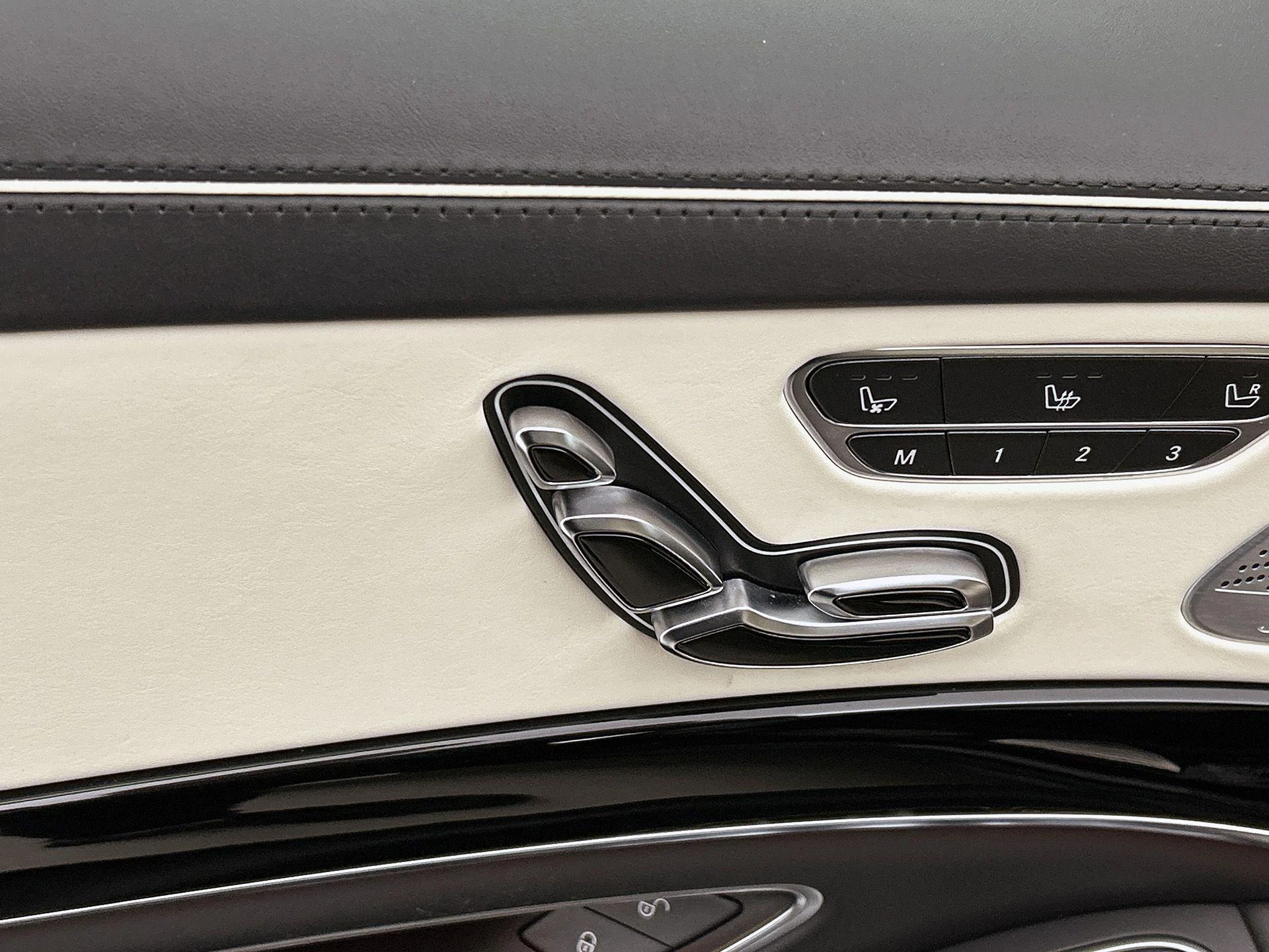 Mercedes-Benz-S-Klasse-image-21