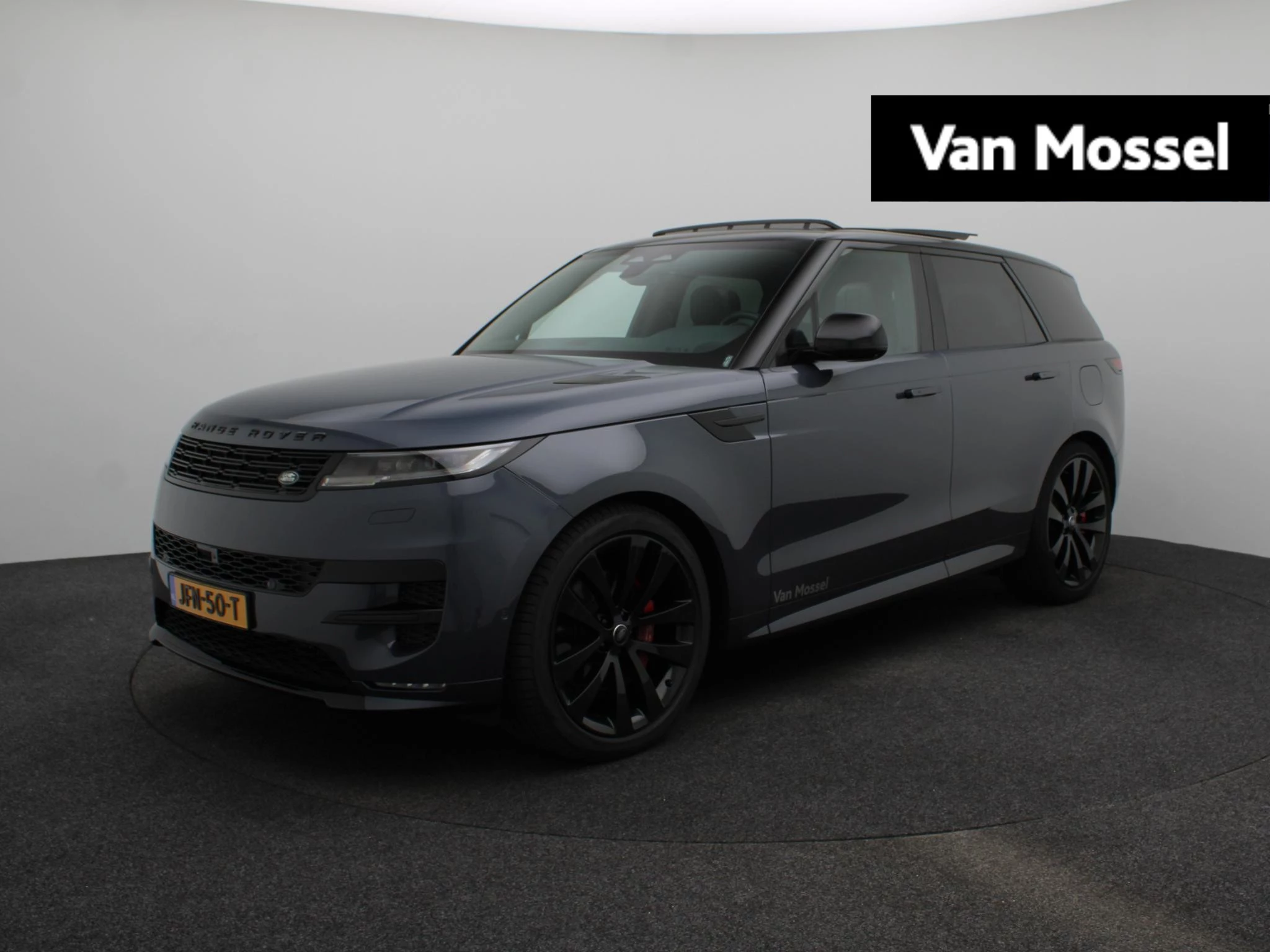 Land Rover-Range Rover Sport-image-0