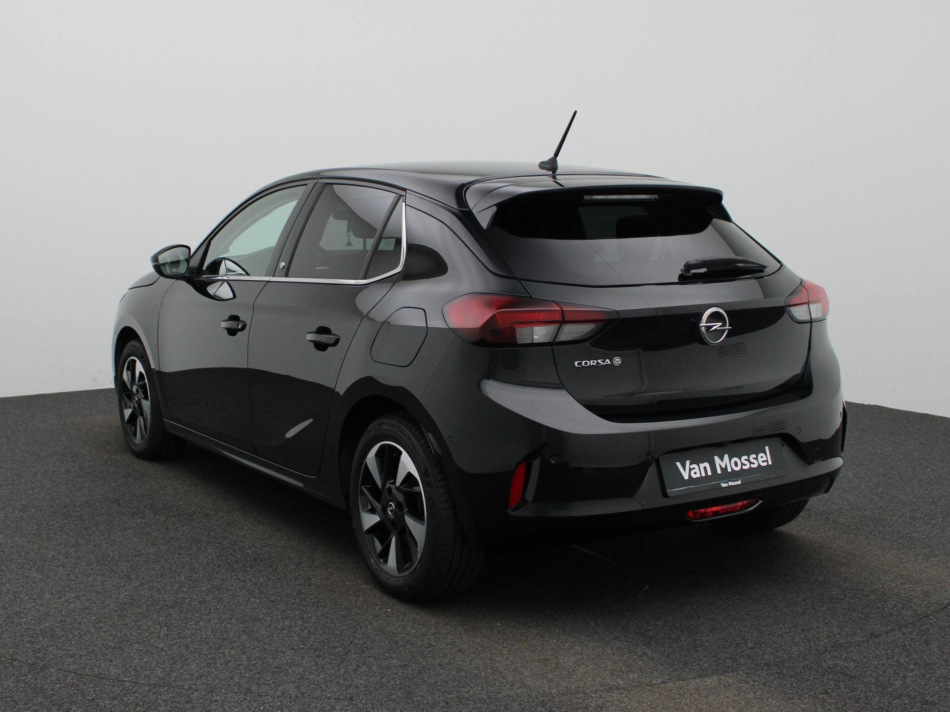 Opel-Corsa-e-image-1