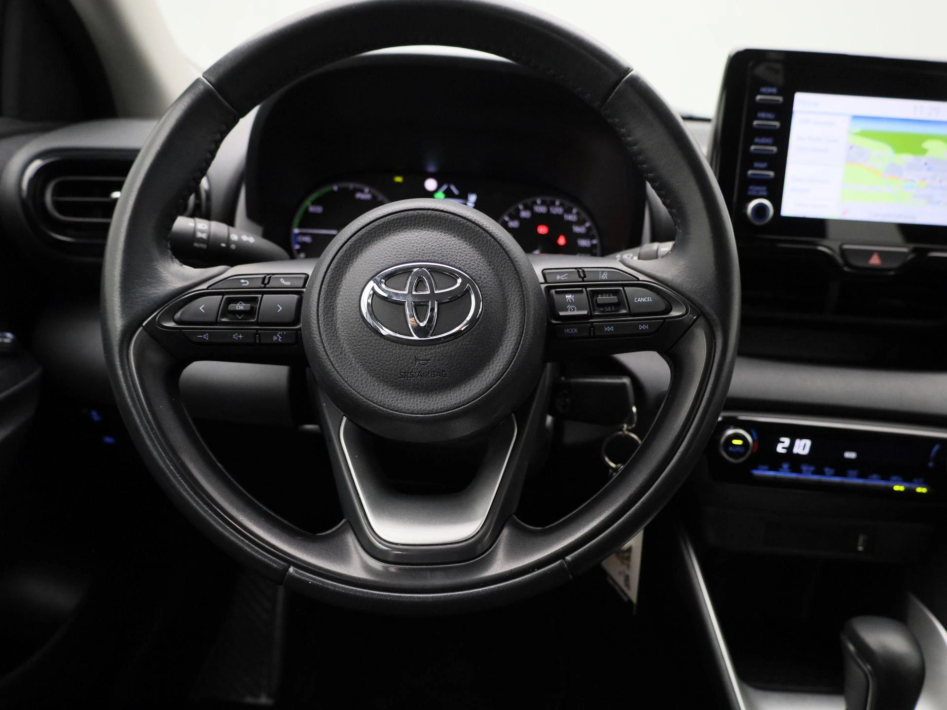 Toyota-Yaris-image-6