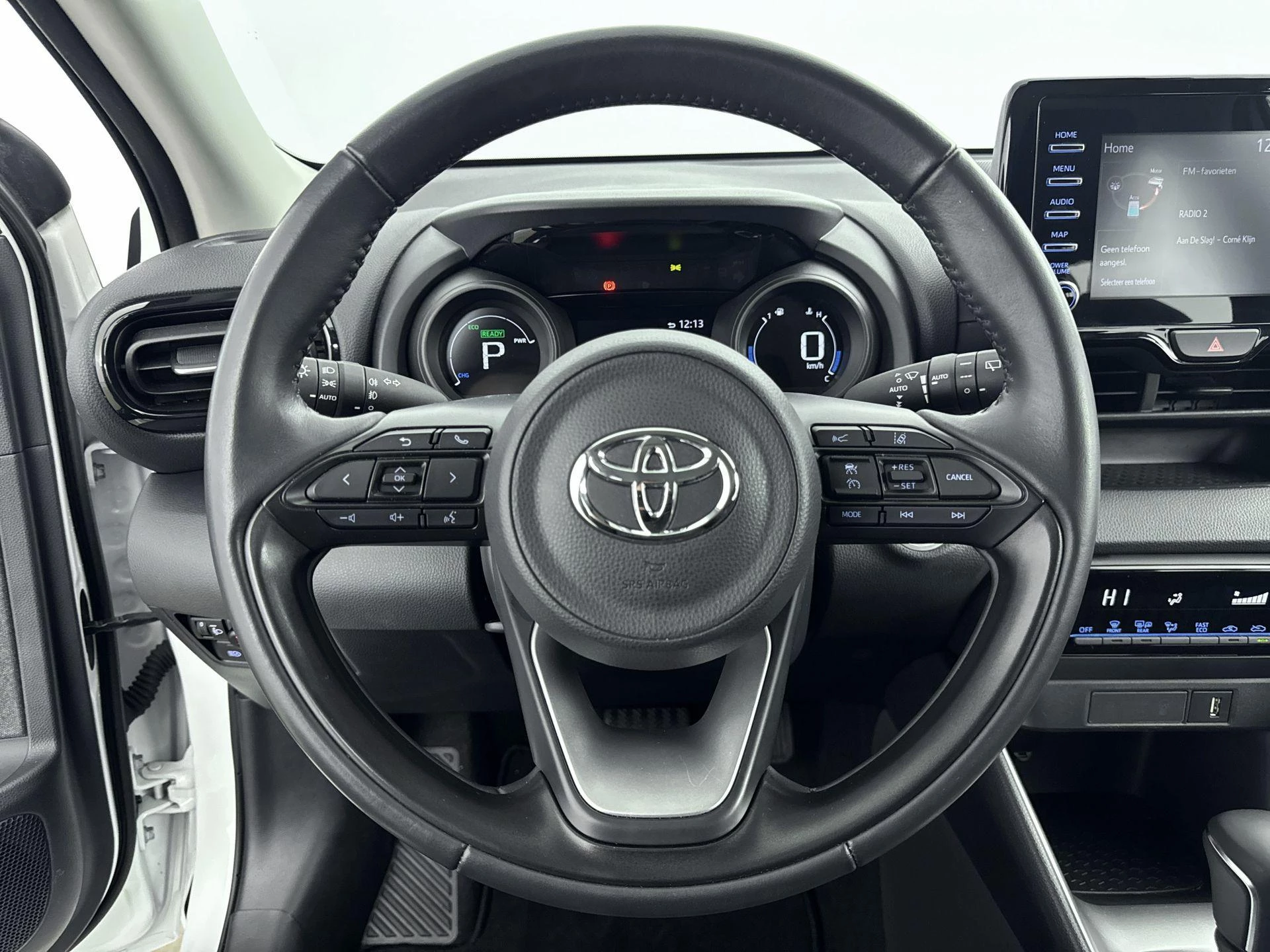 Toyota-Yaris-image-12