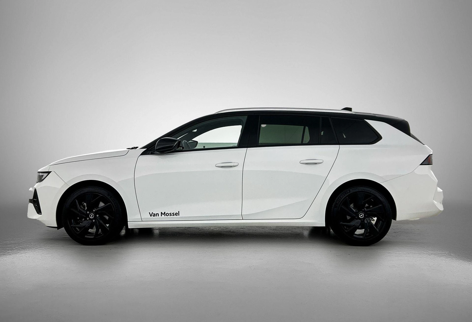 Opel Astra Sports Tourer 1.2 GS Line