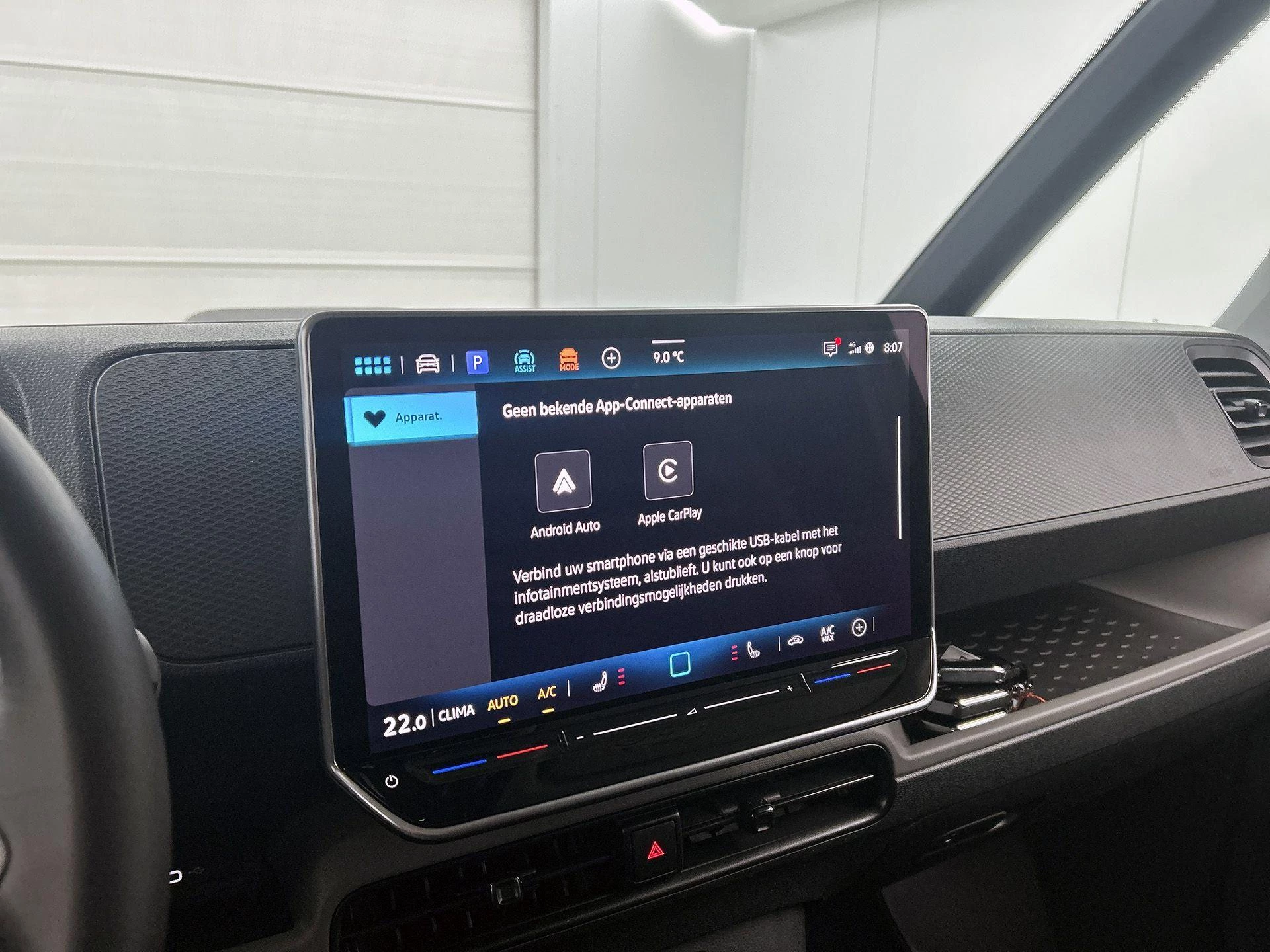 Volkswagen-ID. Buzz Cargo-image-14