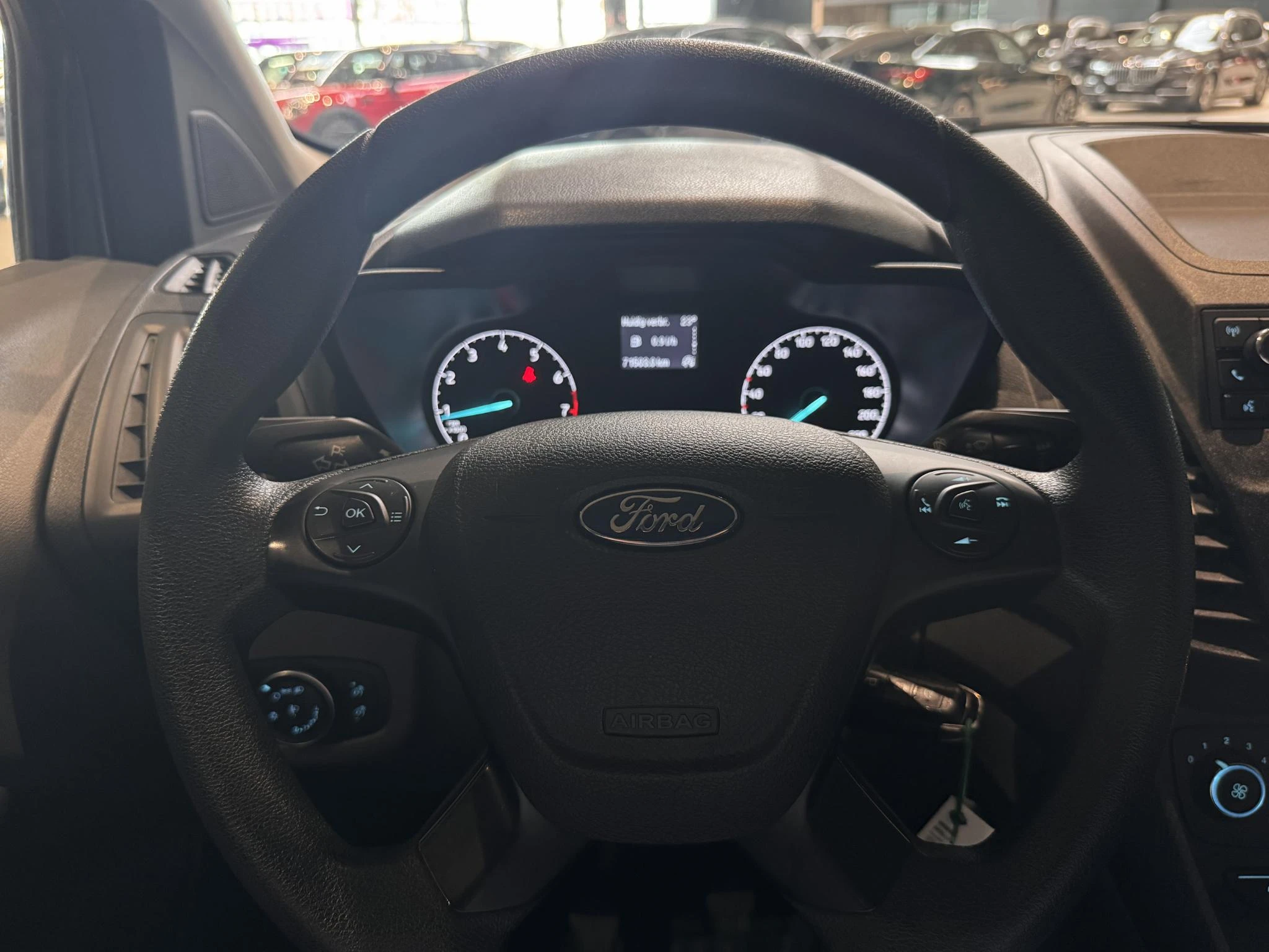 Ford-Transit Connect-image-12