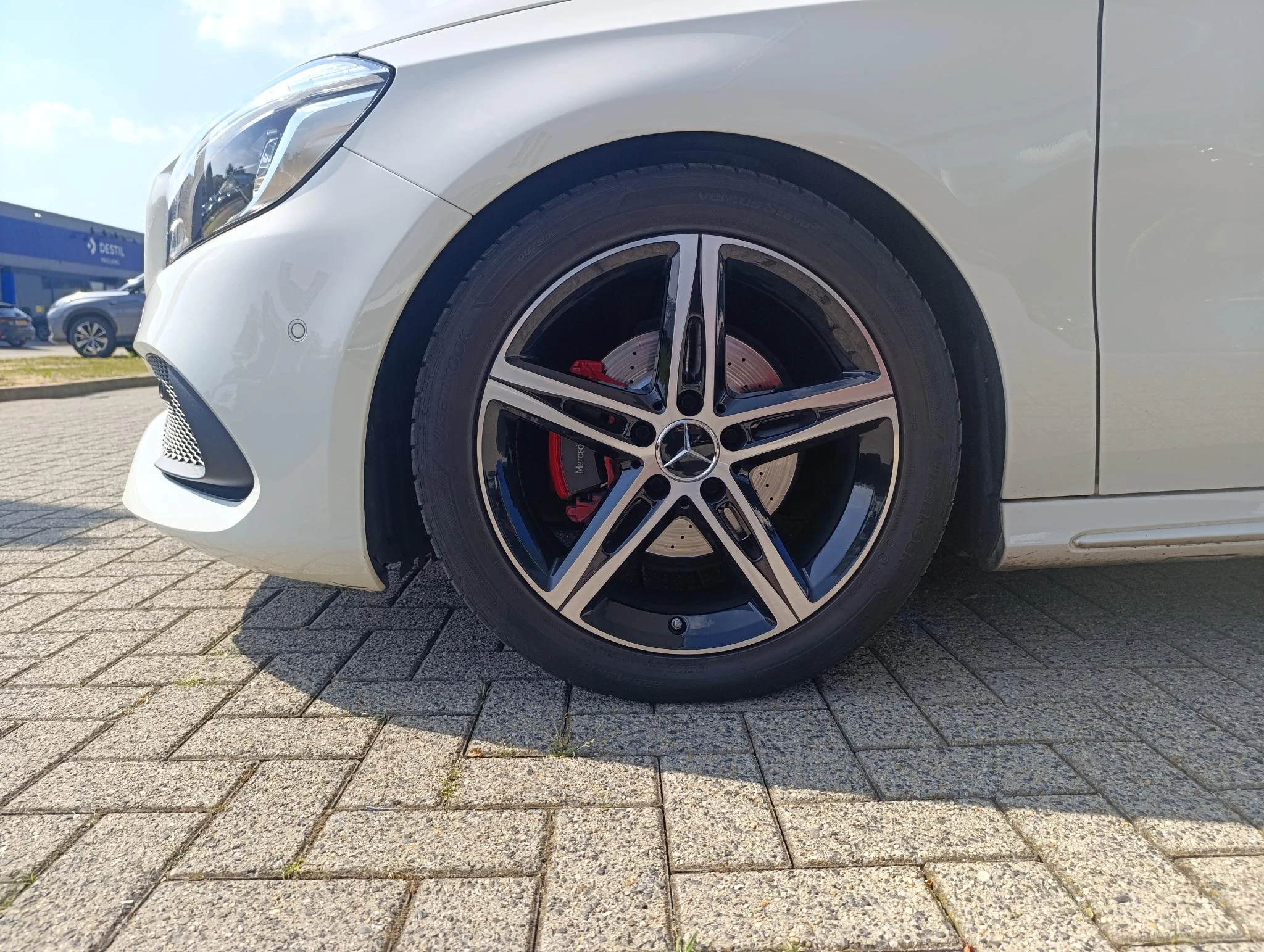 Mercedes-Benz A-Klasse 180 AMG Night Edition Plus