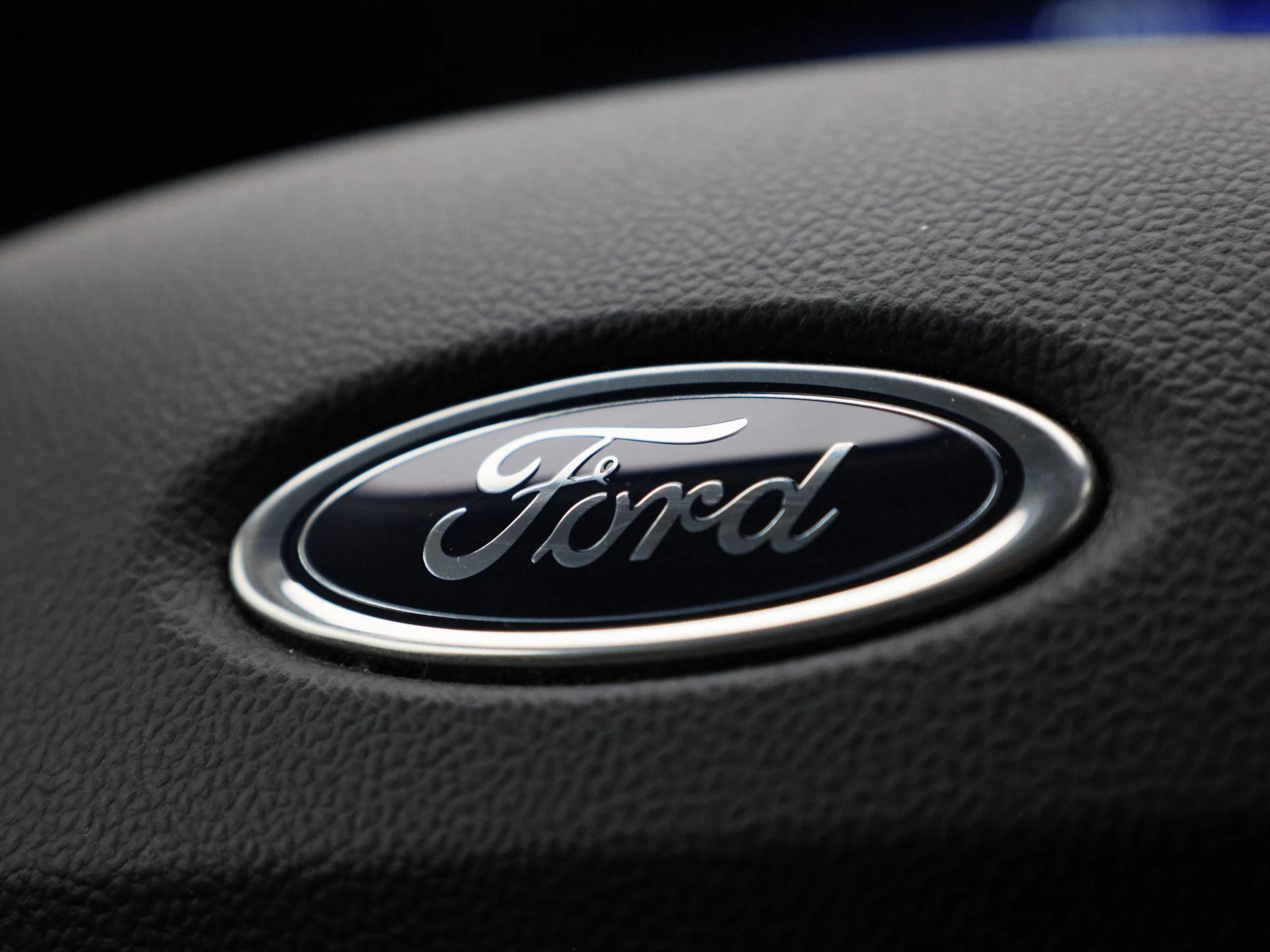 Ford Kuga 2.5i PHEV Aut. 165kW Titanium