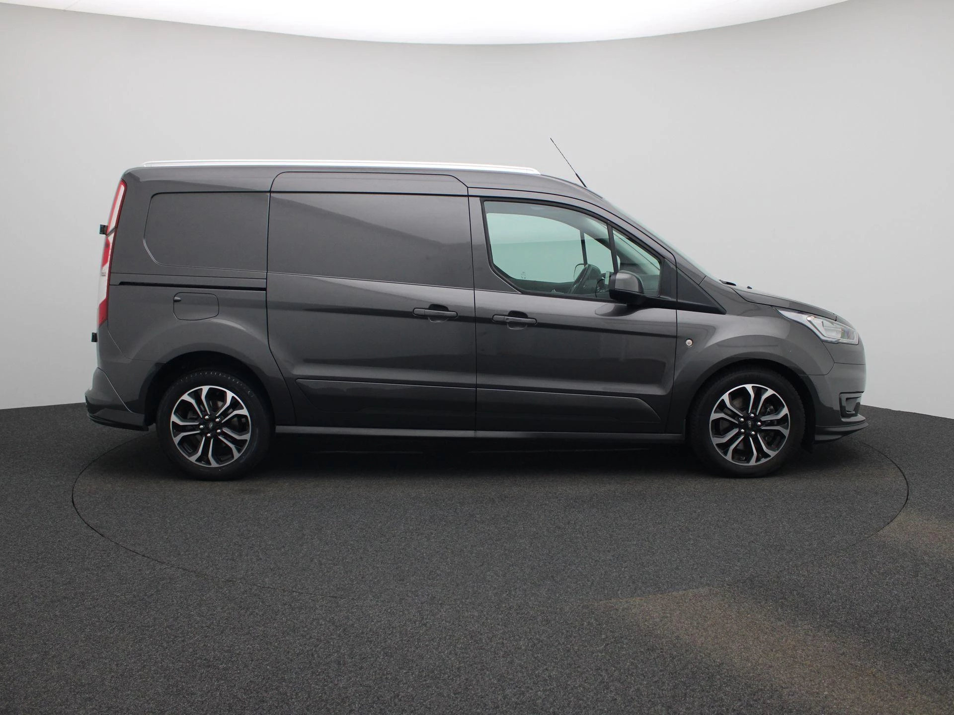 Ford Transit Connect 1.5 EcoBlue L2 Sport