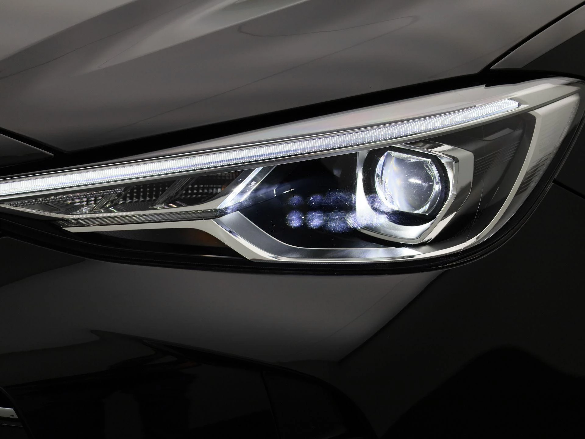 MG-ZS-image-12