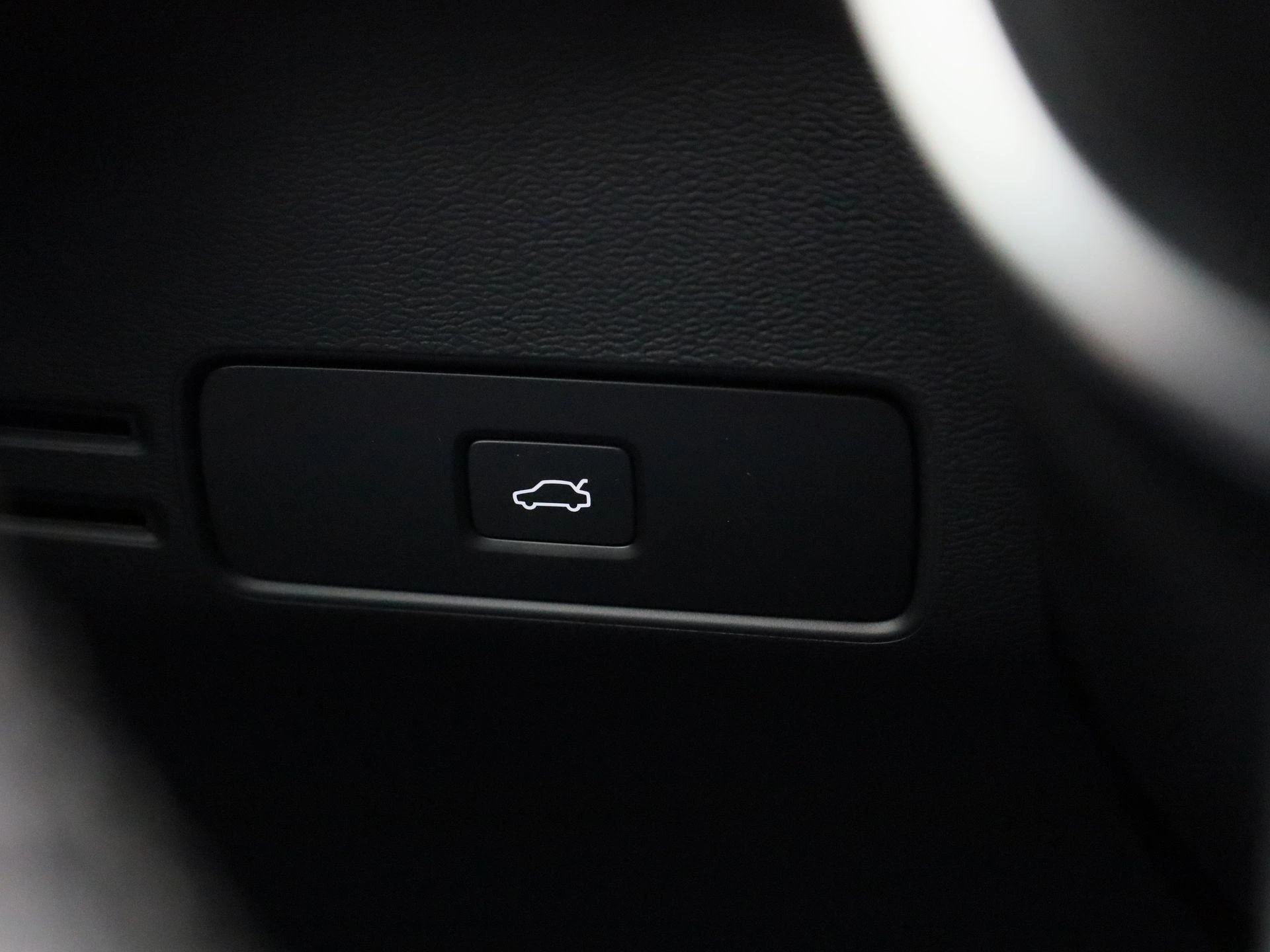 Volvo-XC40-image-23