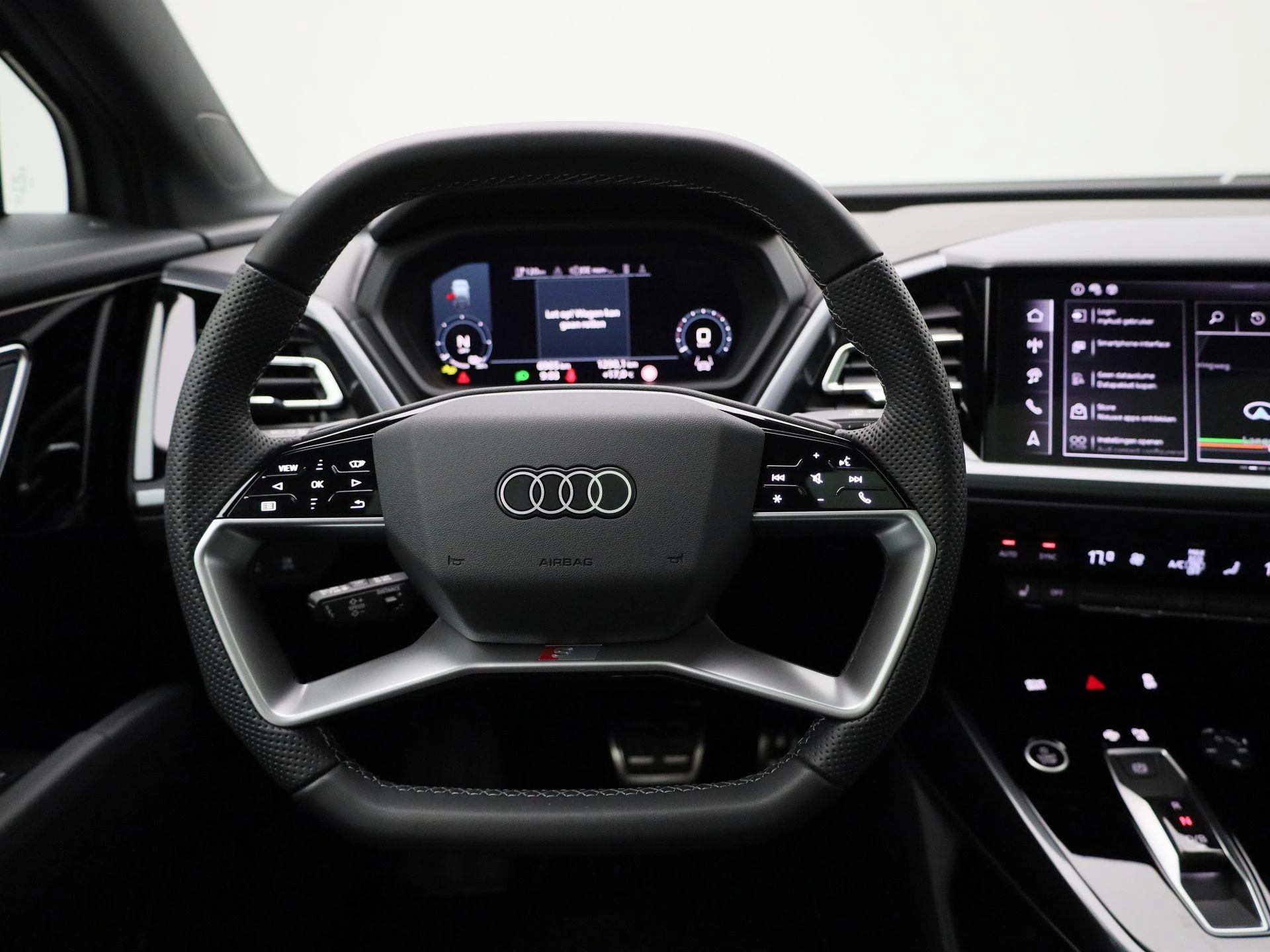 Audi-Q4 Sportback e-tron-image-6