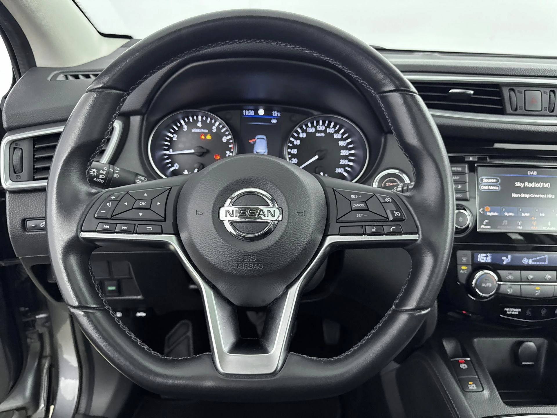 Nissan-QASHQAI-image-45
