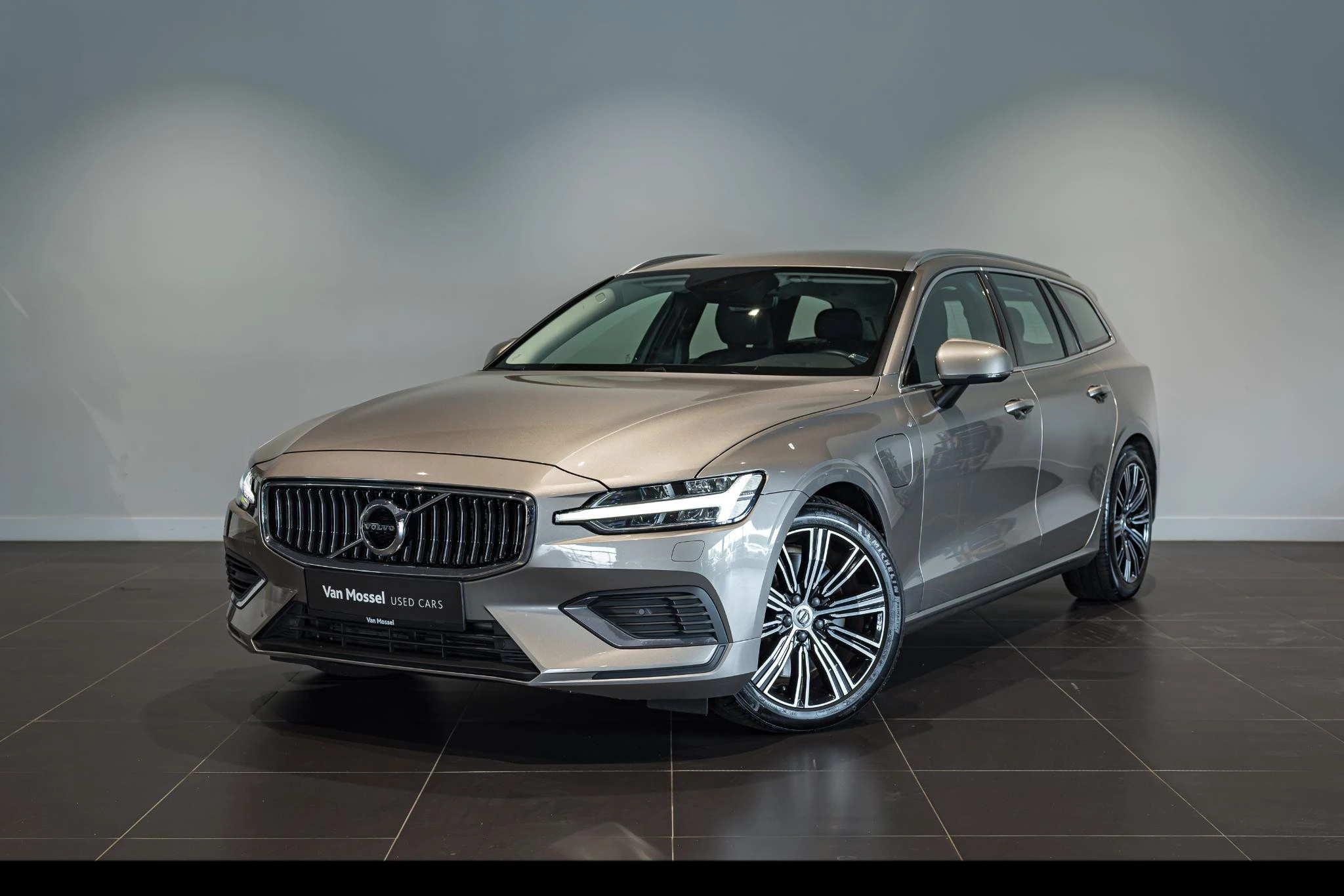 Volvo-V60-image-0