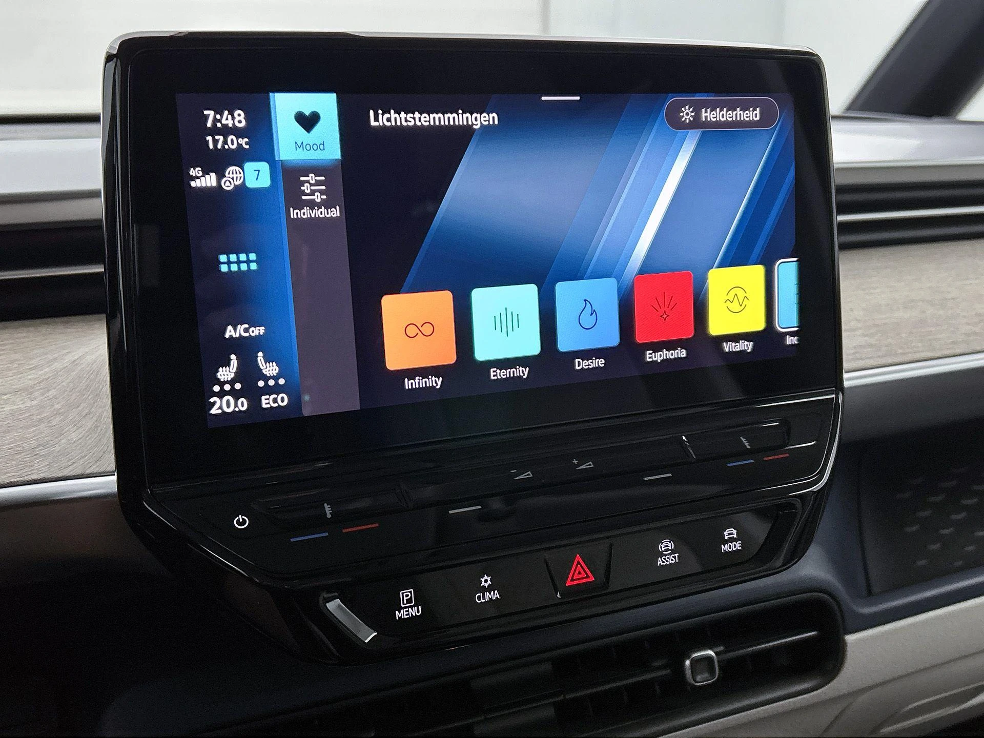 Volkswagen-ID. Buzz-image-44