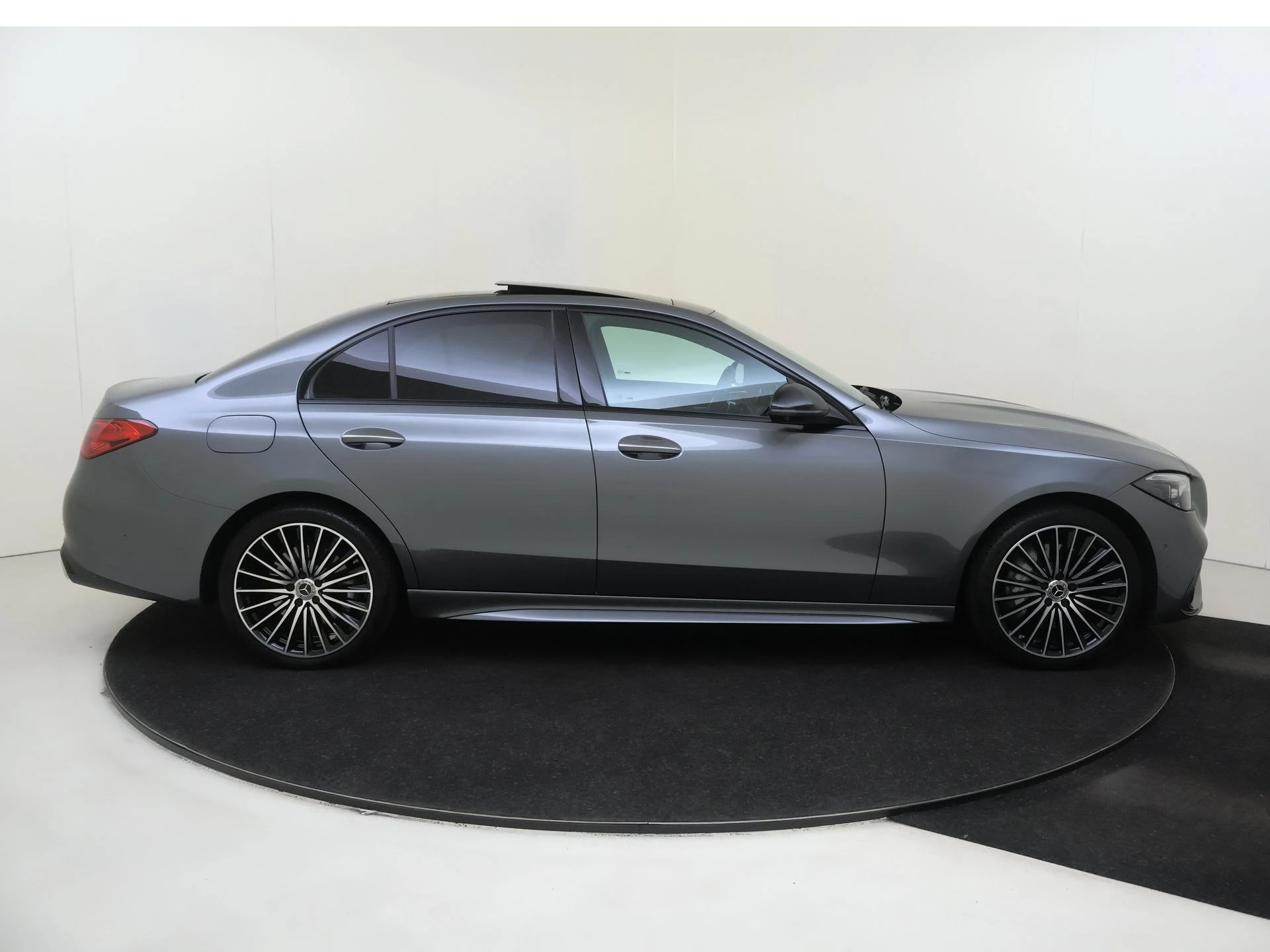 Mercedes-Benz C-Klasse 300 e Business Solution AMG