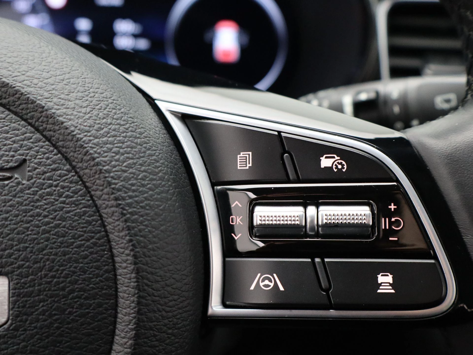 Kia-Ceed Sportswagon-image-24