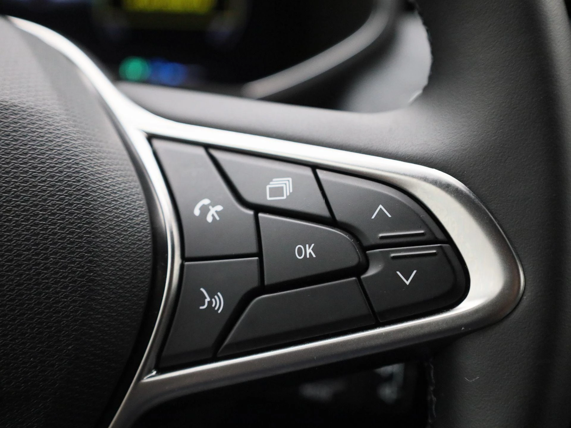 Renault-Clio-image-23