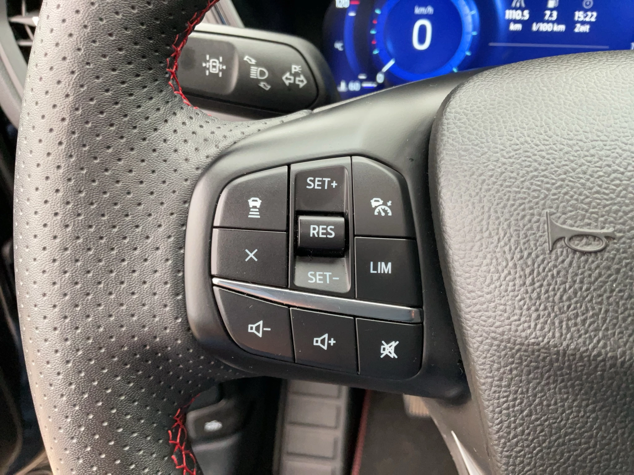 Ford Kuga ST-Line X | ACC | PANO | AHK | KAMERA