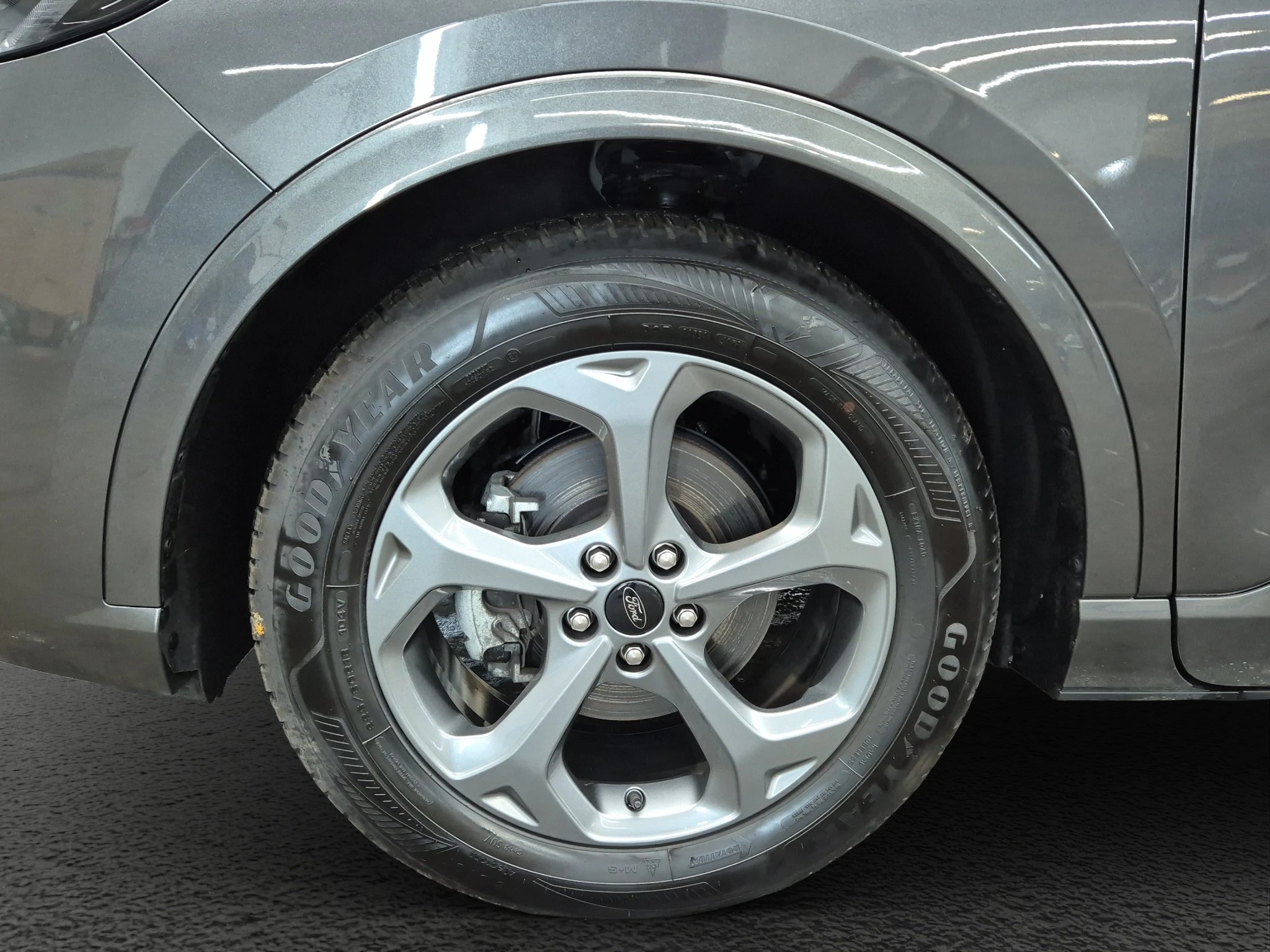Ford-Kuga-image-8