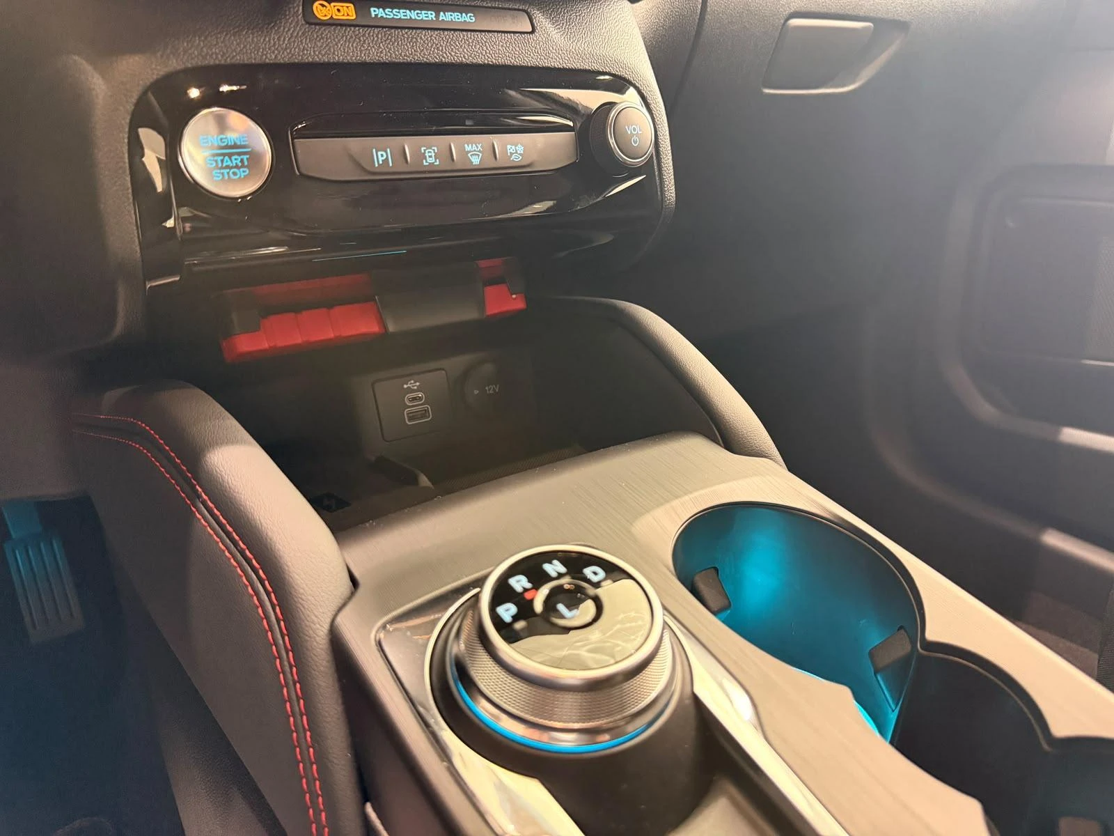 Ford-Kuga-image-11