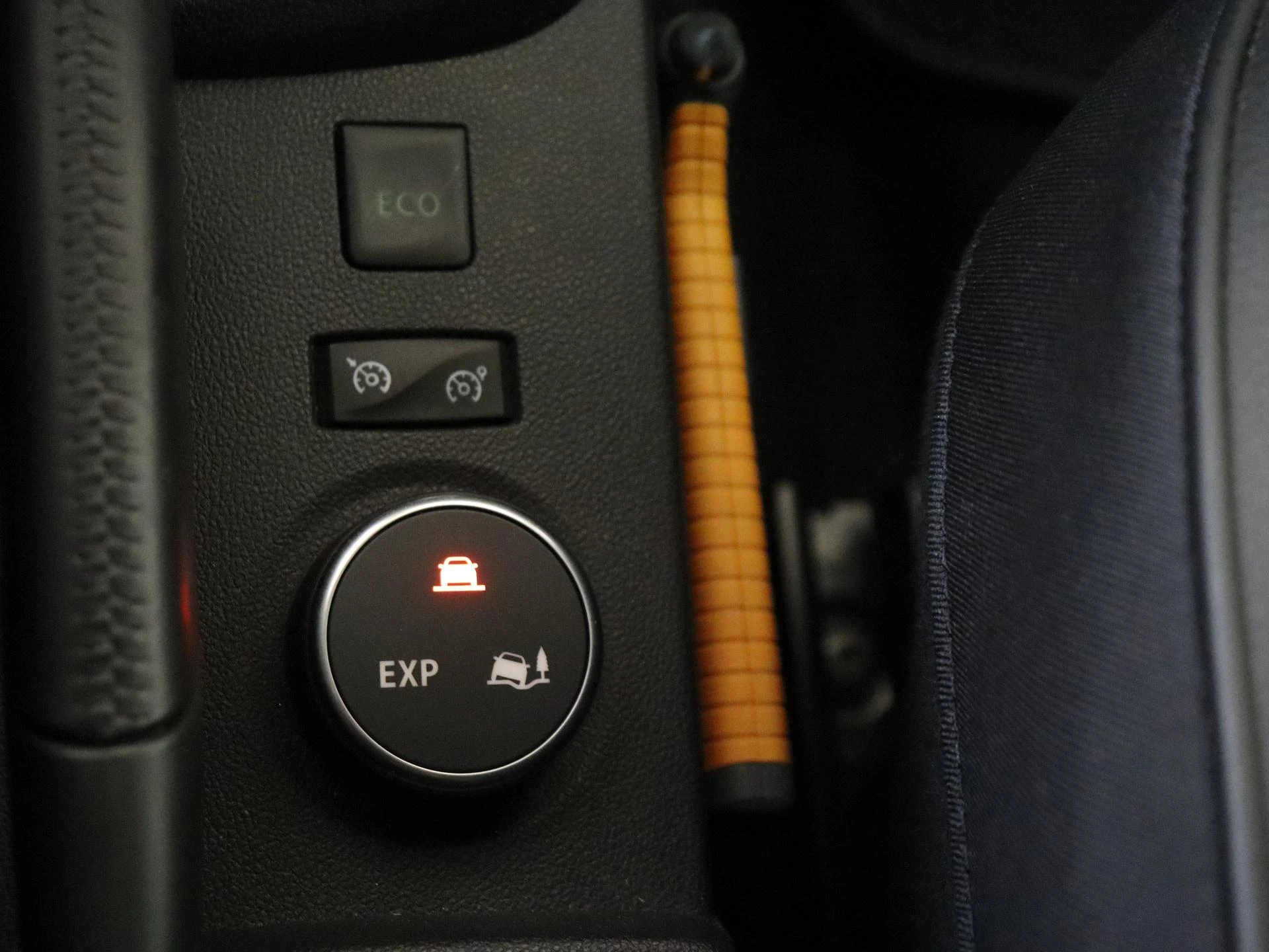 Renault-Captur-image-19
