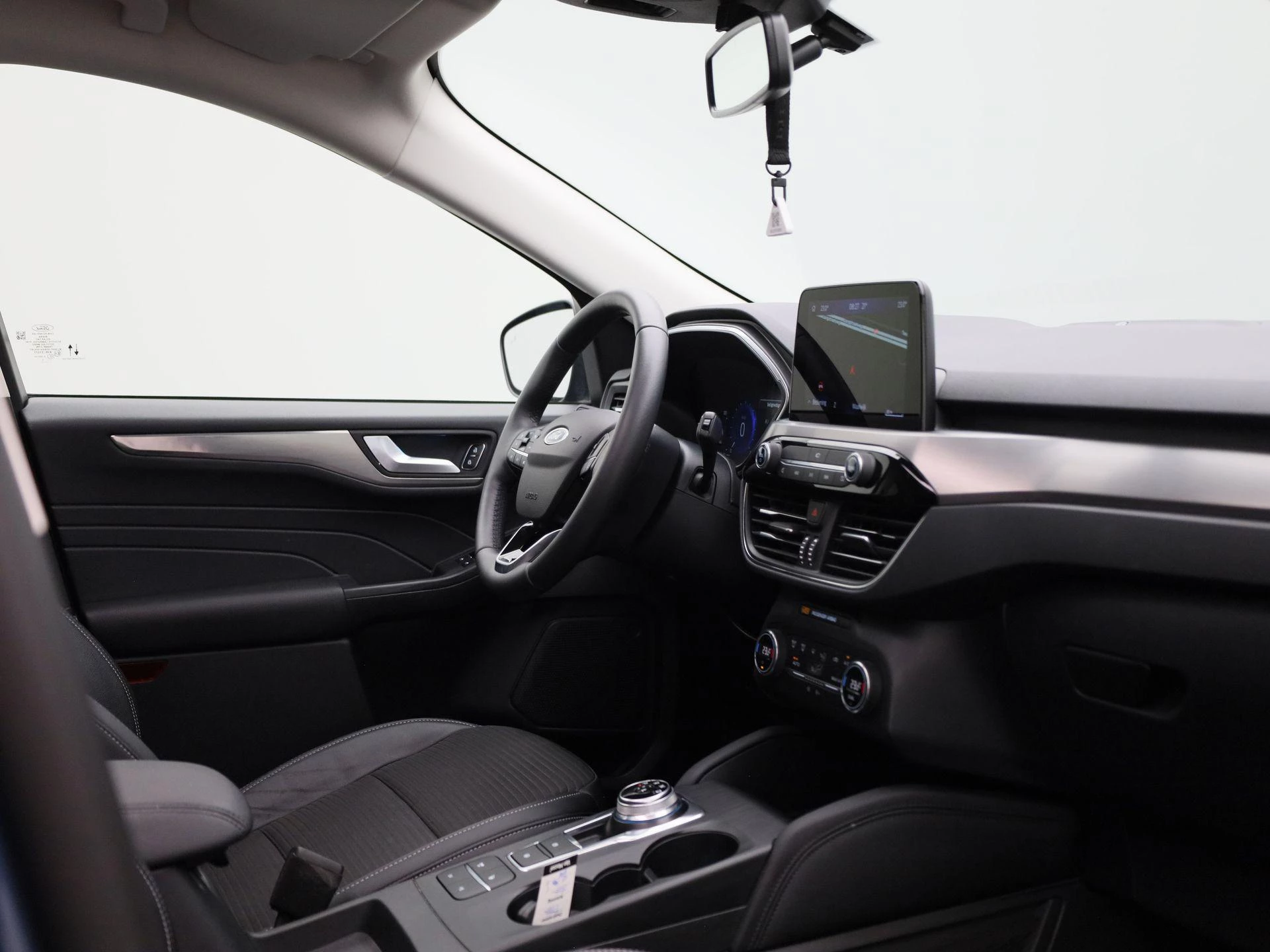 Ford-Kuga-image-30