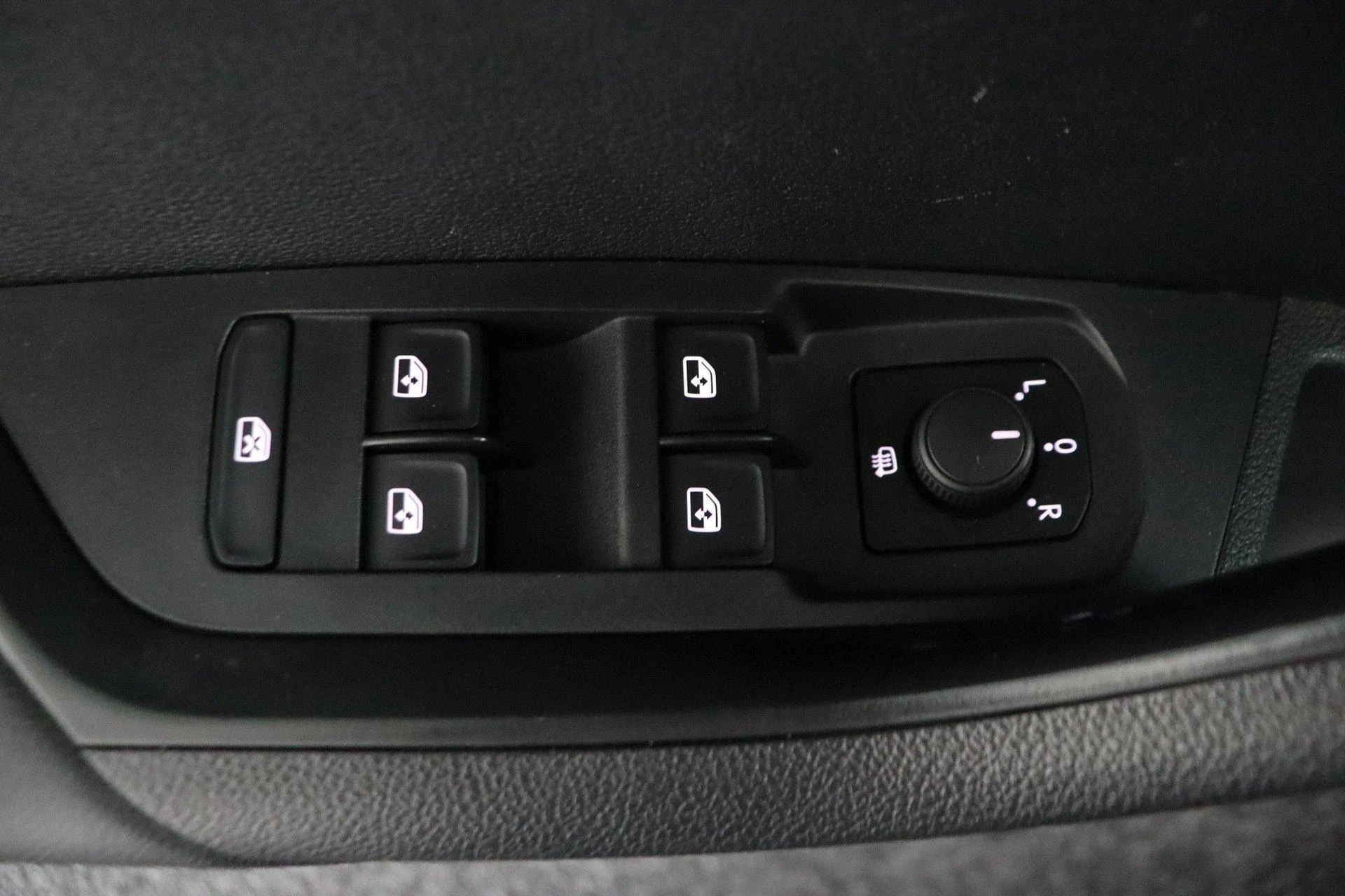 Škoda-Karoq-image-24