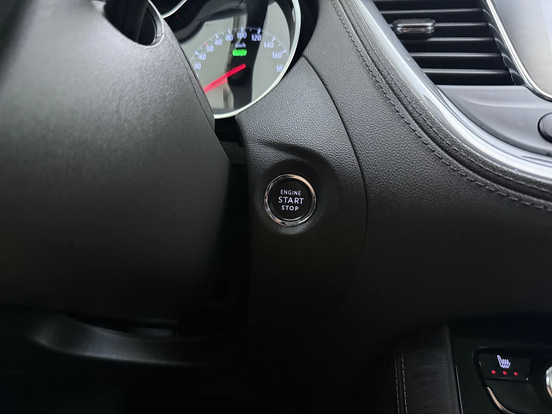 Opel Grandland X 1.6 Turbo Hybrid Business Elegance