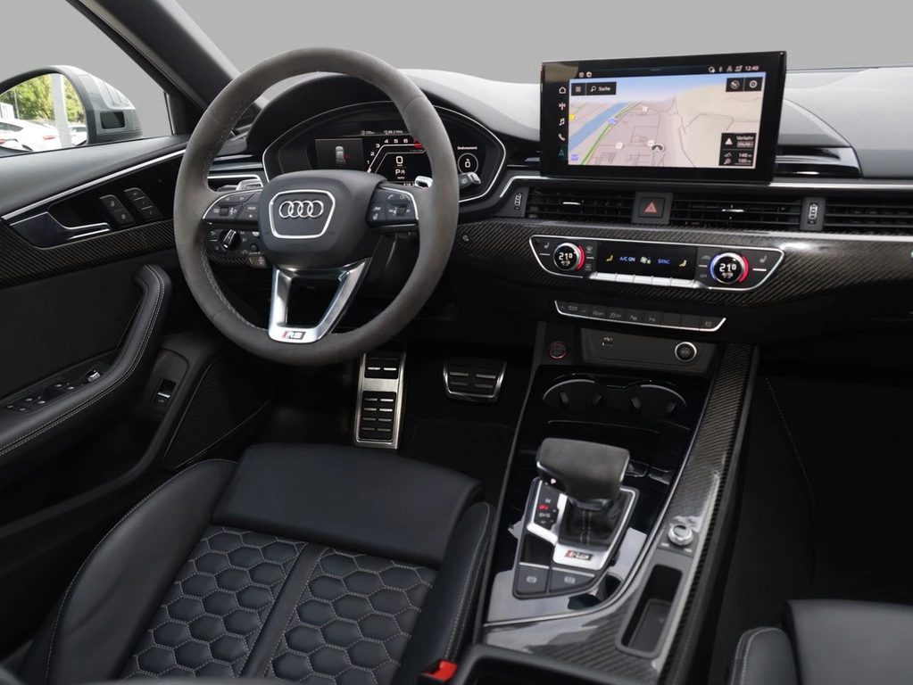 Audi RS4 Avant tiptronic