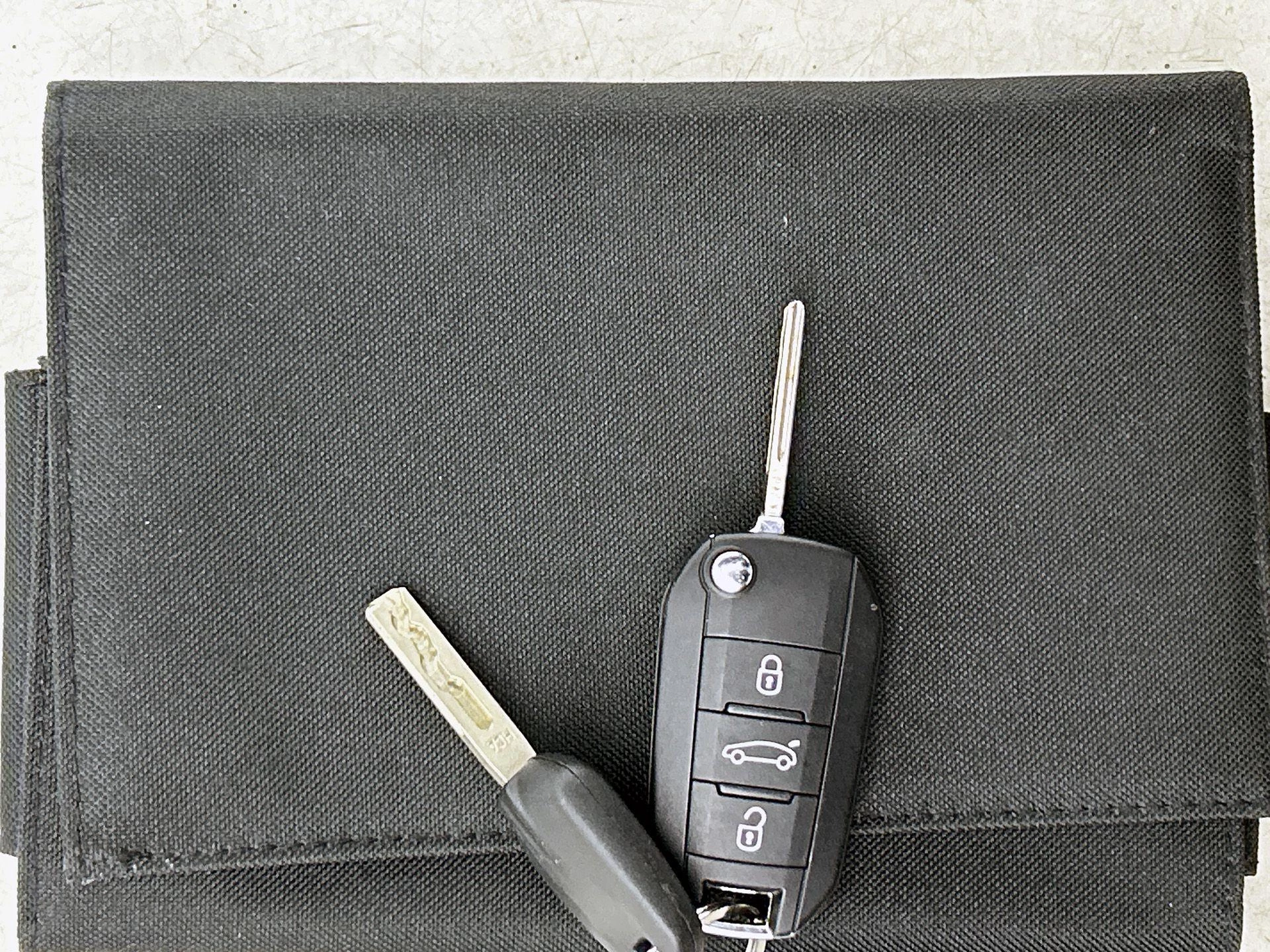 Opel-Crossland X-image-24