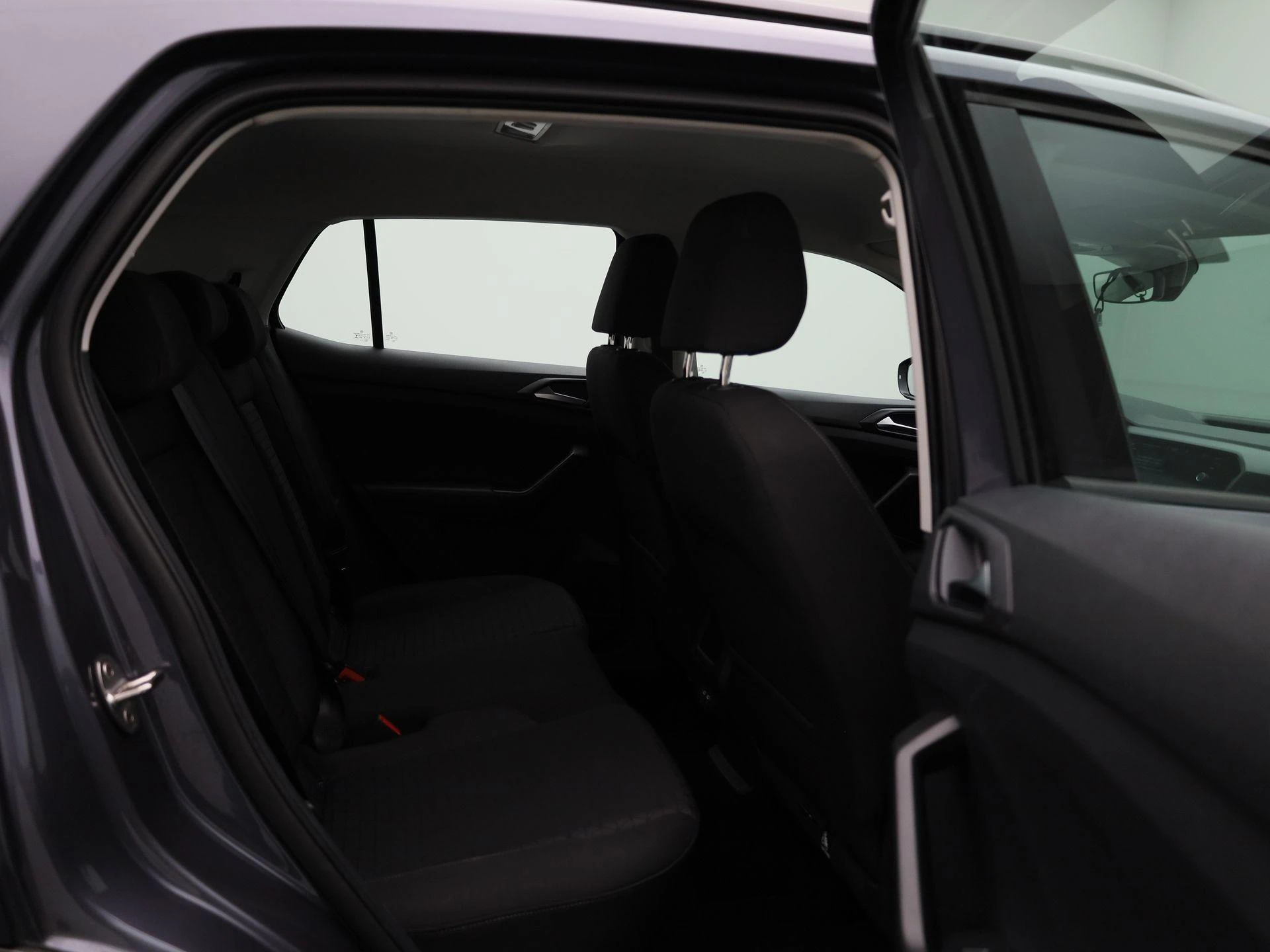 Volkswagen-T-Cross-image-30