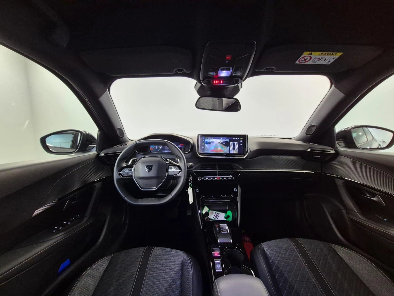 Peugeot 5008 1.2 HYBRID 145 e-DSC6 GT 7 seats + pano dak