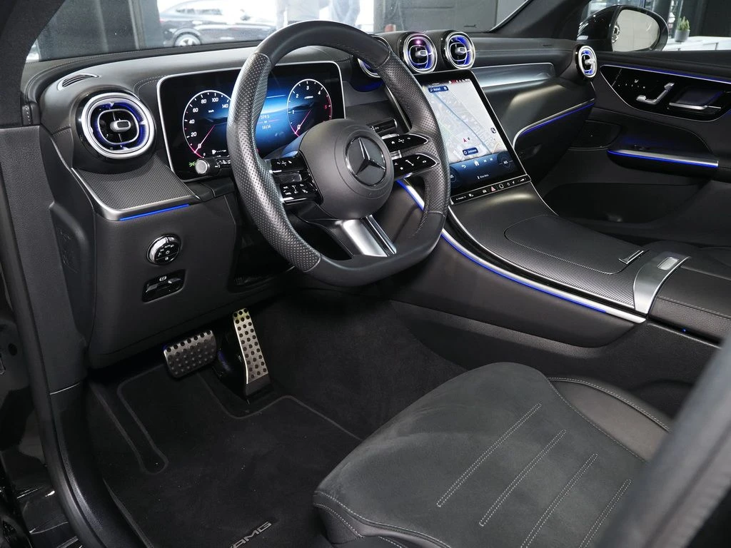 Mercedes-Benz-GLC 220 d-image-8