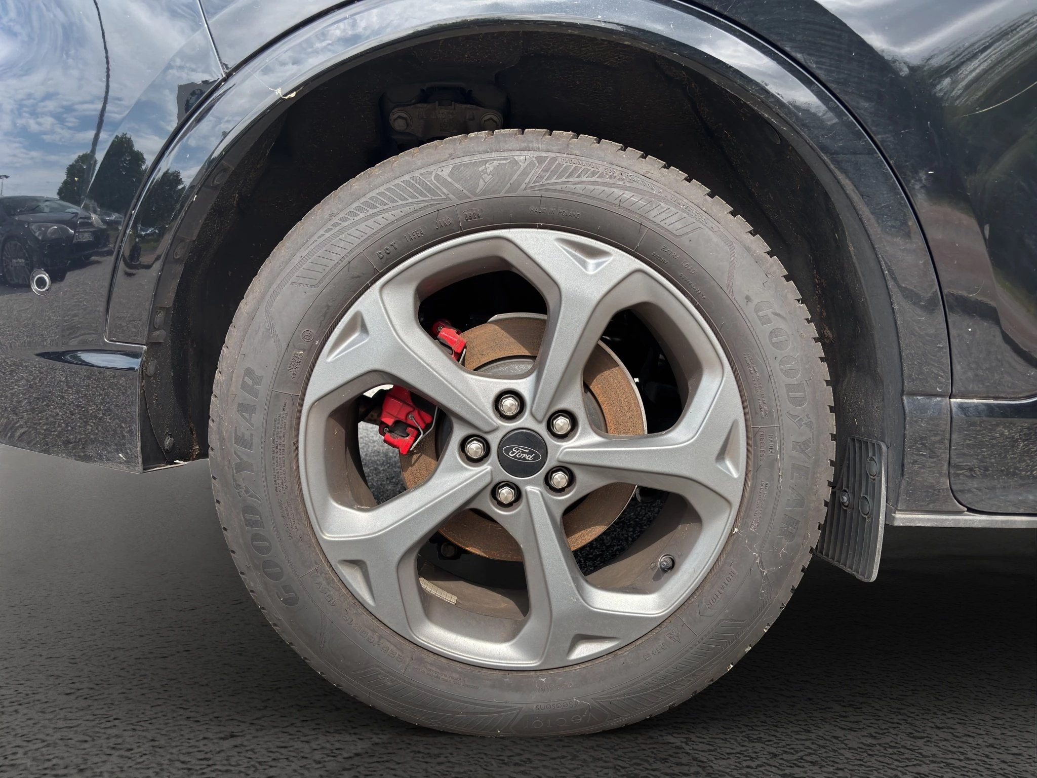 Ford Kuga ST-Line X Aut.*PANO*AHK*360GRAD*LED-MATRIX*NAVI*GRA*WINTER-PKT.