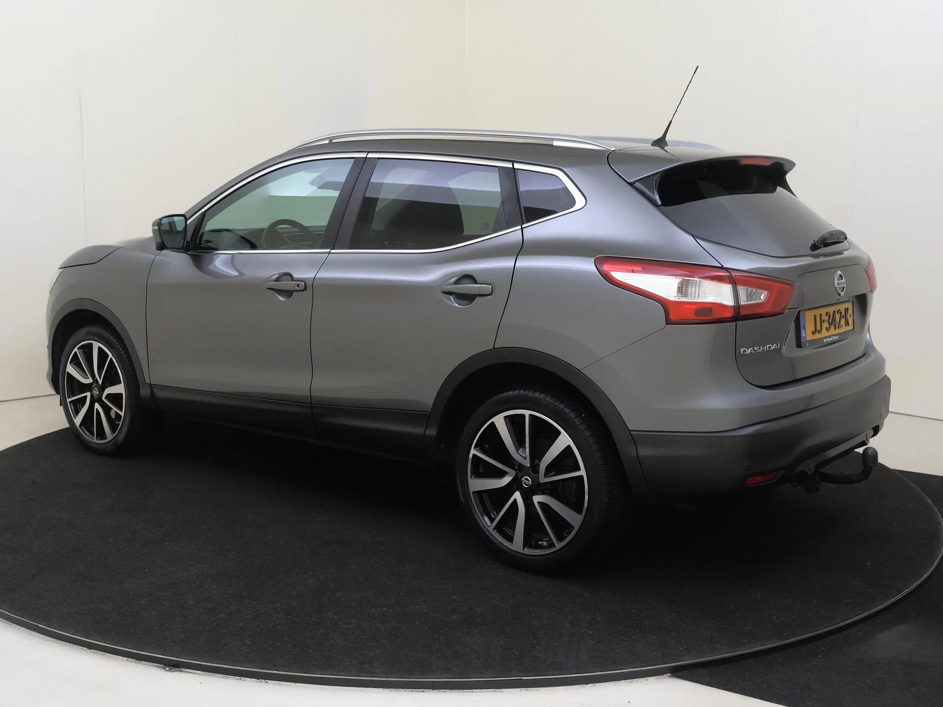 Nissan-QASHQAI-image-2