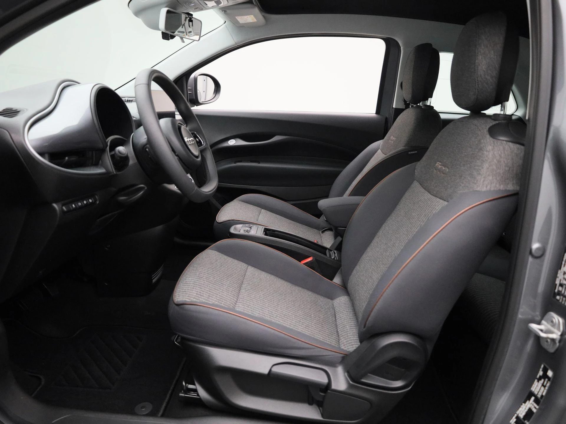 Fiat-500e-image-9