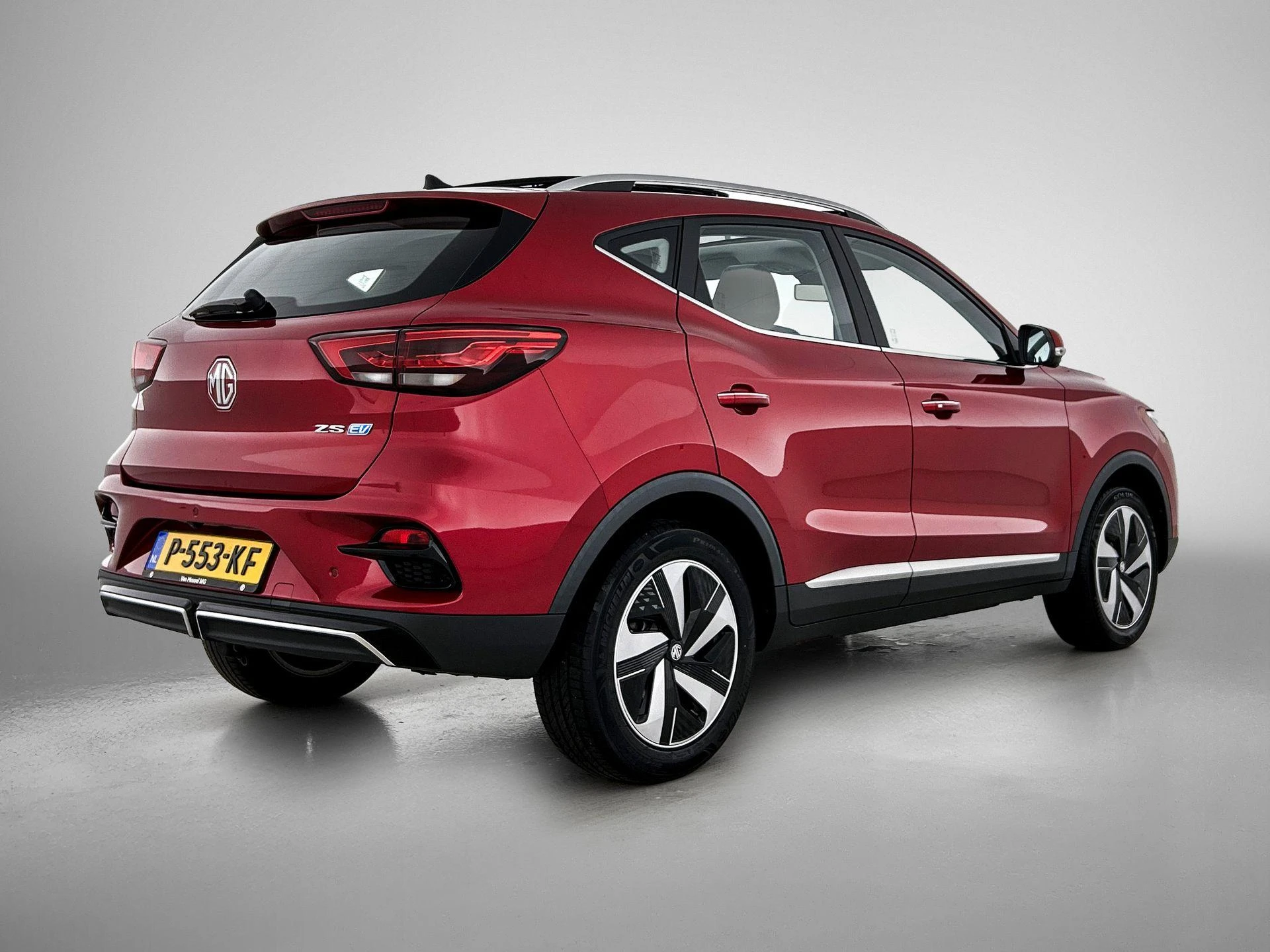 MG-ZS EV-image-4