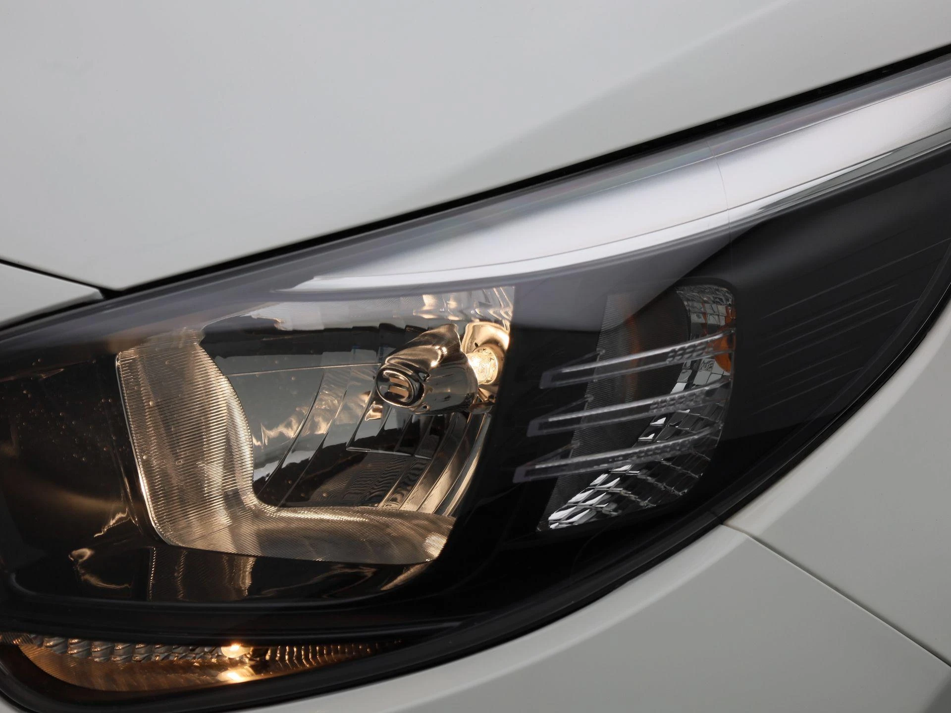 Kia-Picanto-image-12