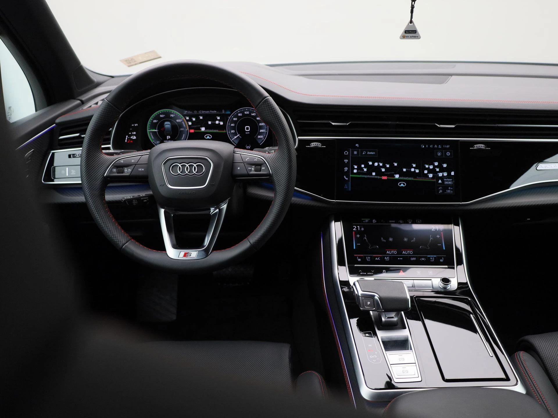 Audi-Q7-image-6