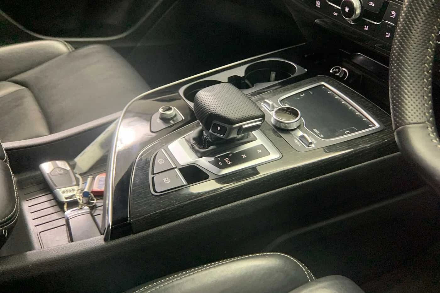 Audi-Q7-image-7
