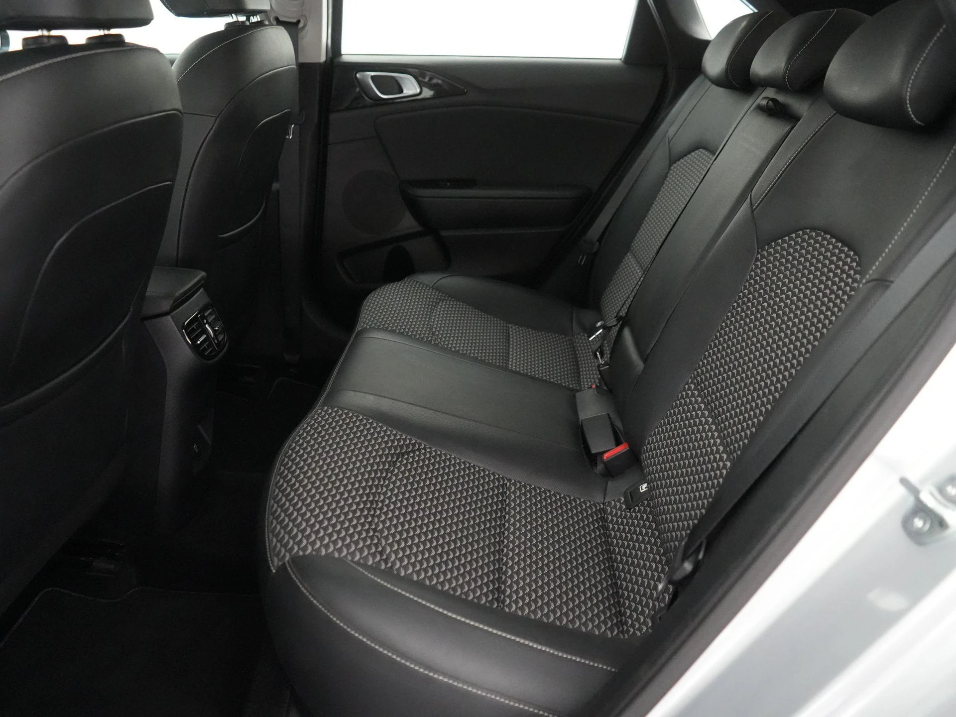 Kia-cee'd-image-14