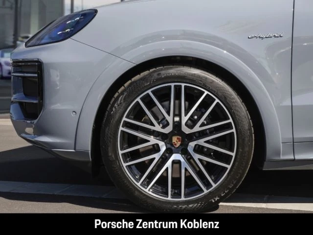 Porsche-Cayenne-image-9